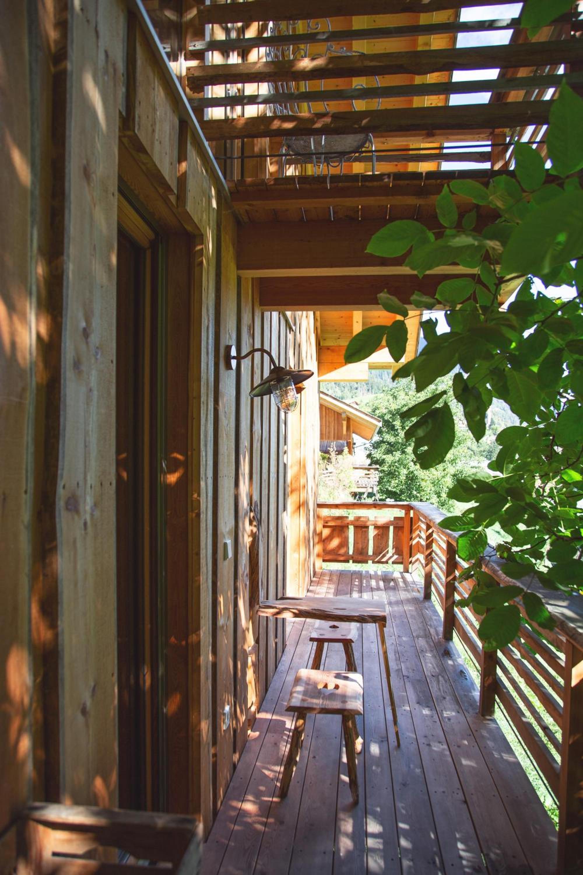 Laugen Lodge view 3