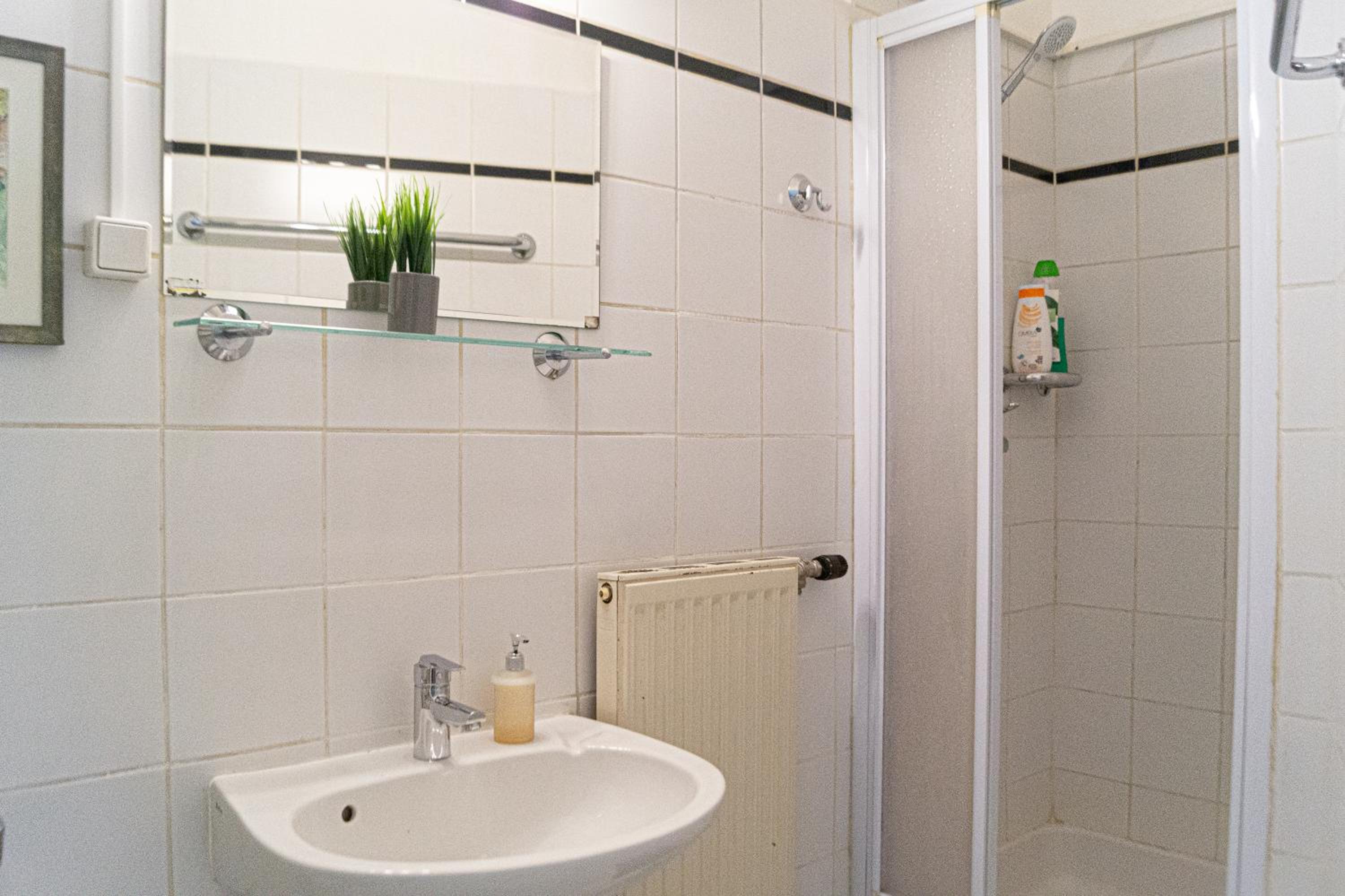 Comfy 2BR- Apartment near Wiener Stadthalle