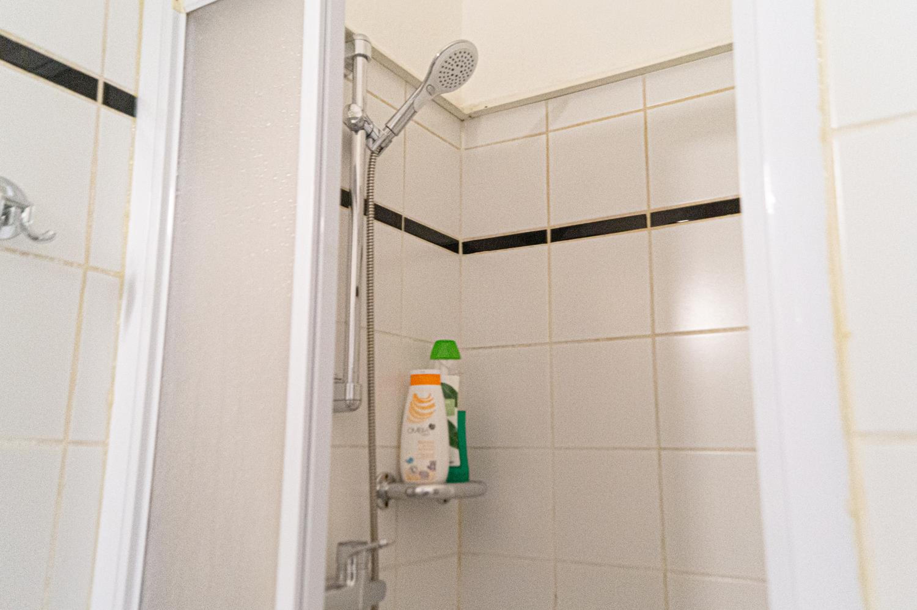 Comfy 2BR- Apartment near Wiener Stadthalle