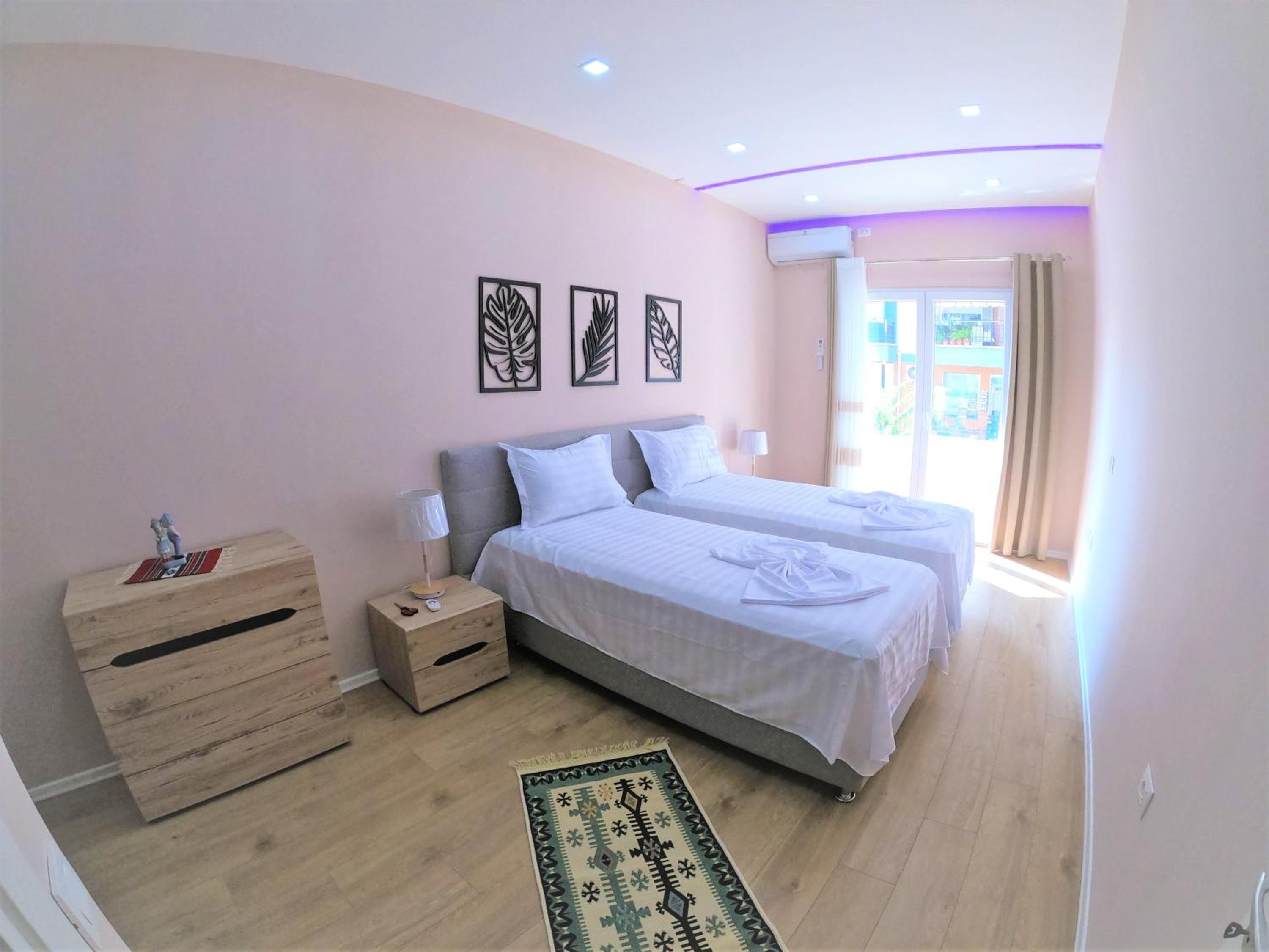 Eni`s Apartments
