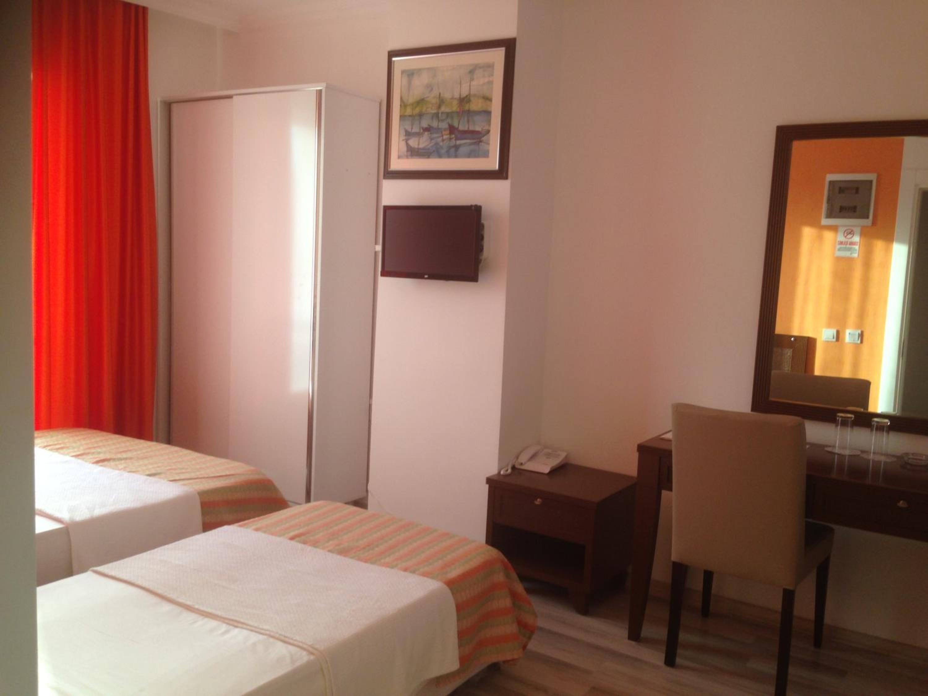 Mutado Hotel - Image 28