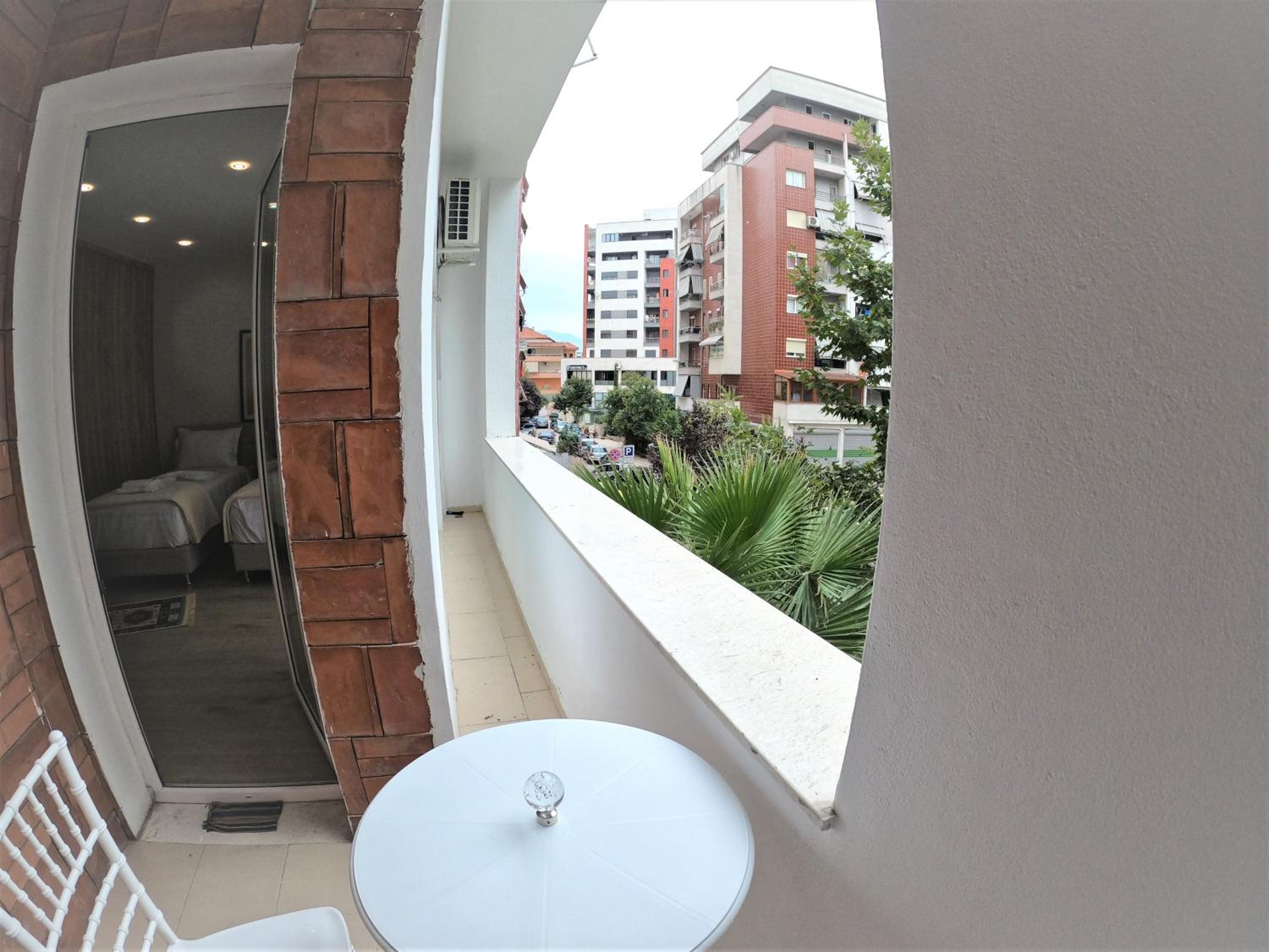 Eni`s Apartments