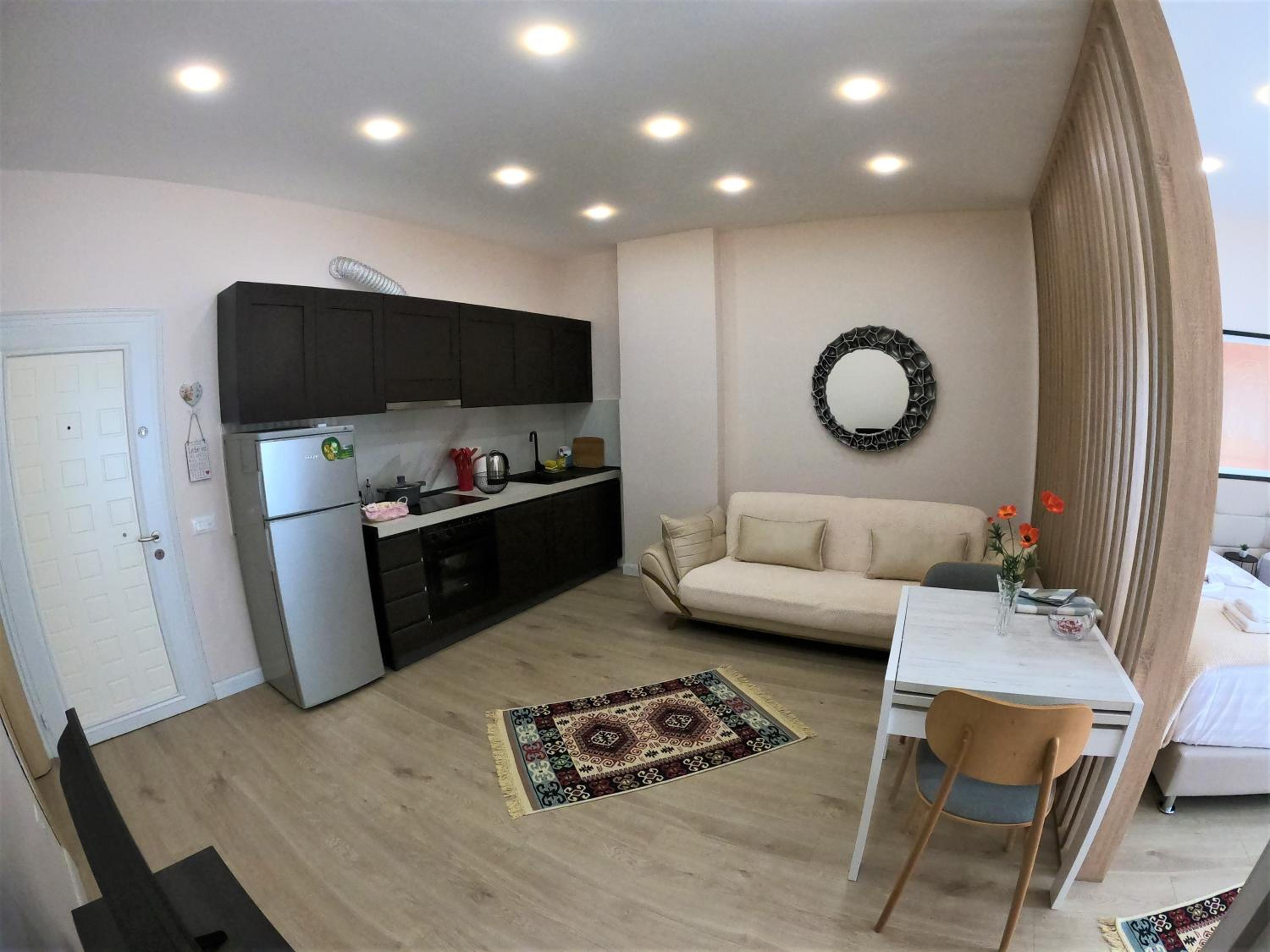 Eni`s Apartments