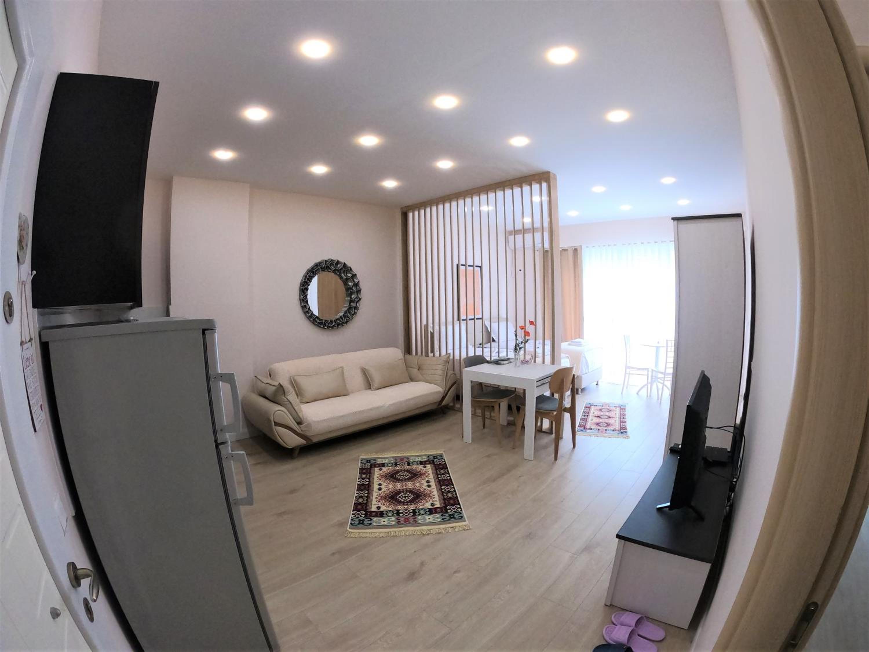 Eni`s Apartments