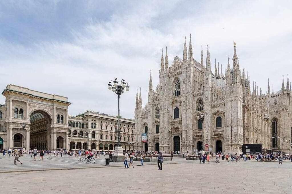 Brera area Lovely Apt close to Piazza Duomo