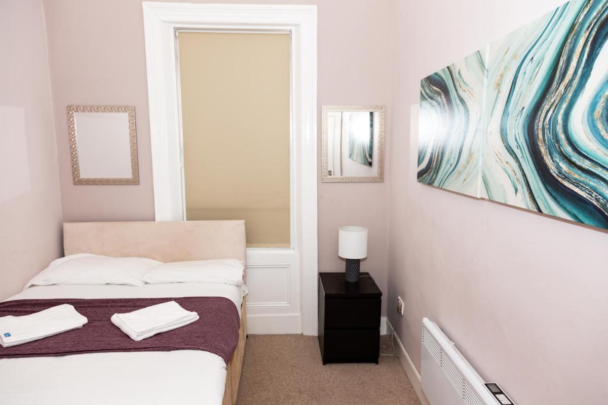Alexander Apartments Gateshead 2 view 4