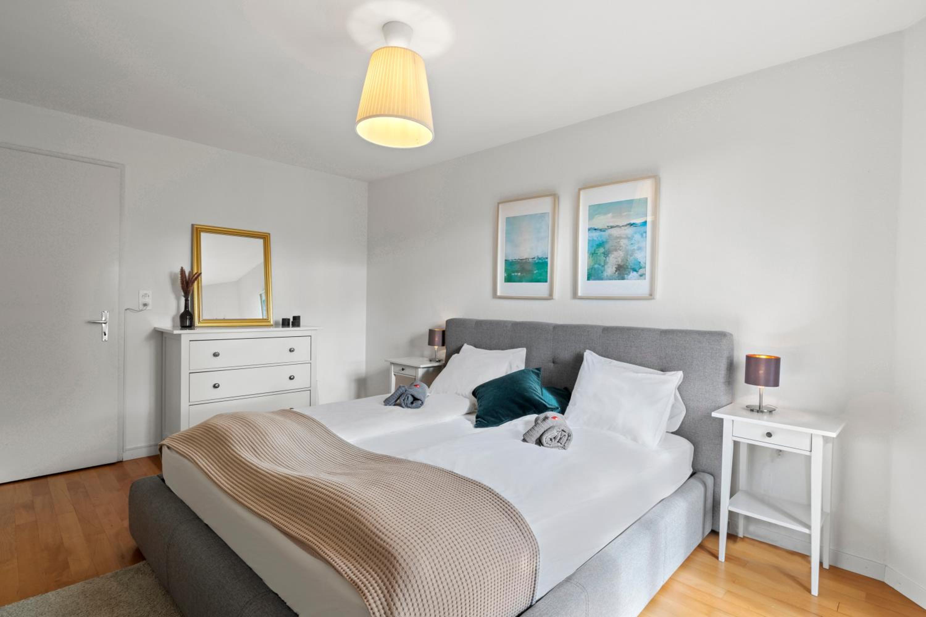 Central Bright & Cozy Apartments view 5