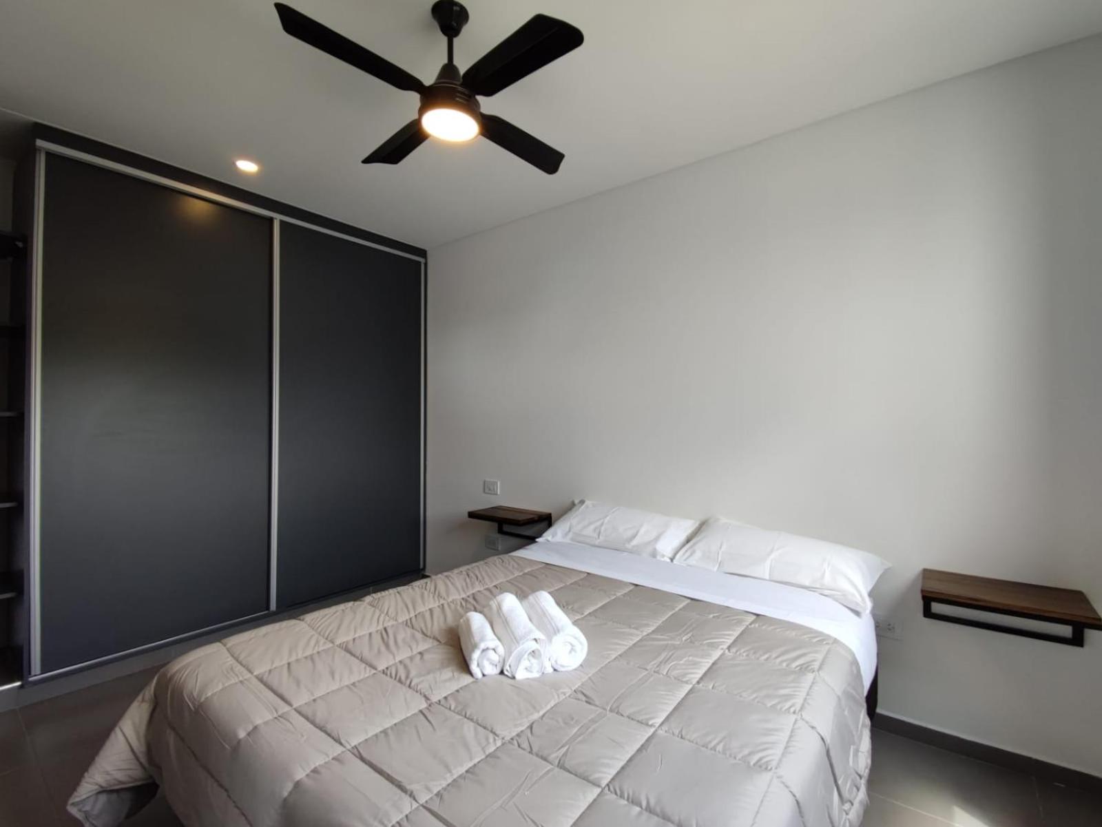 Villanueva Aparts LUX 4