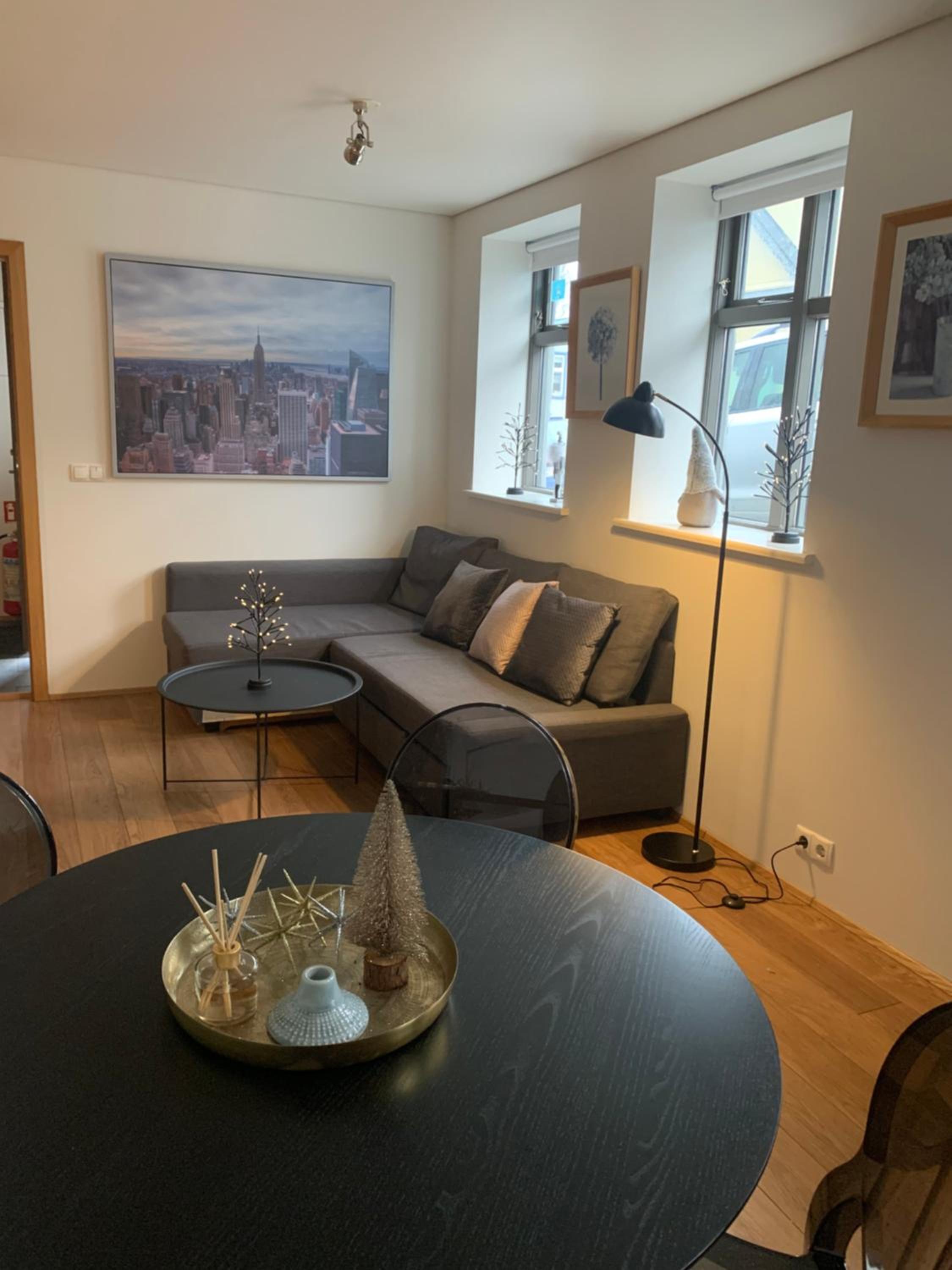 Mengi Apartments