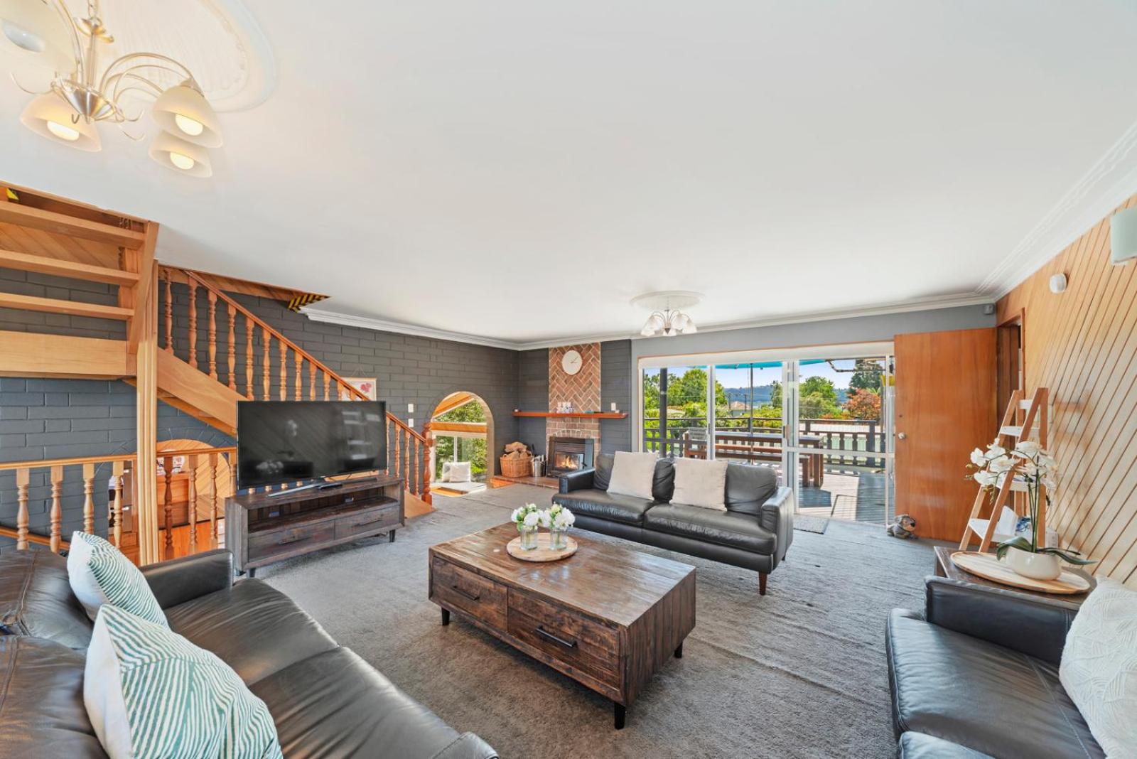 Choice Wharewaka - Taupo Holiday Home view 4