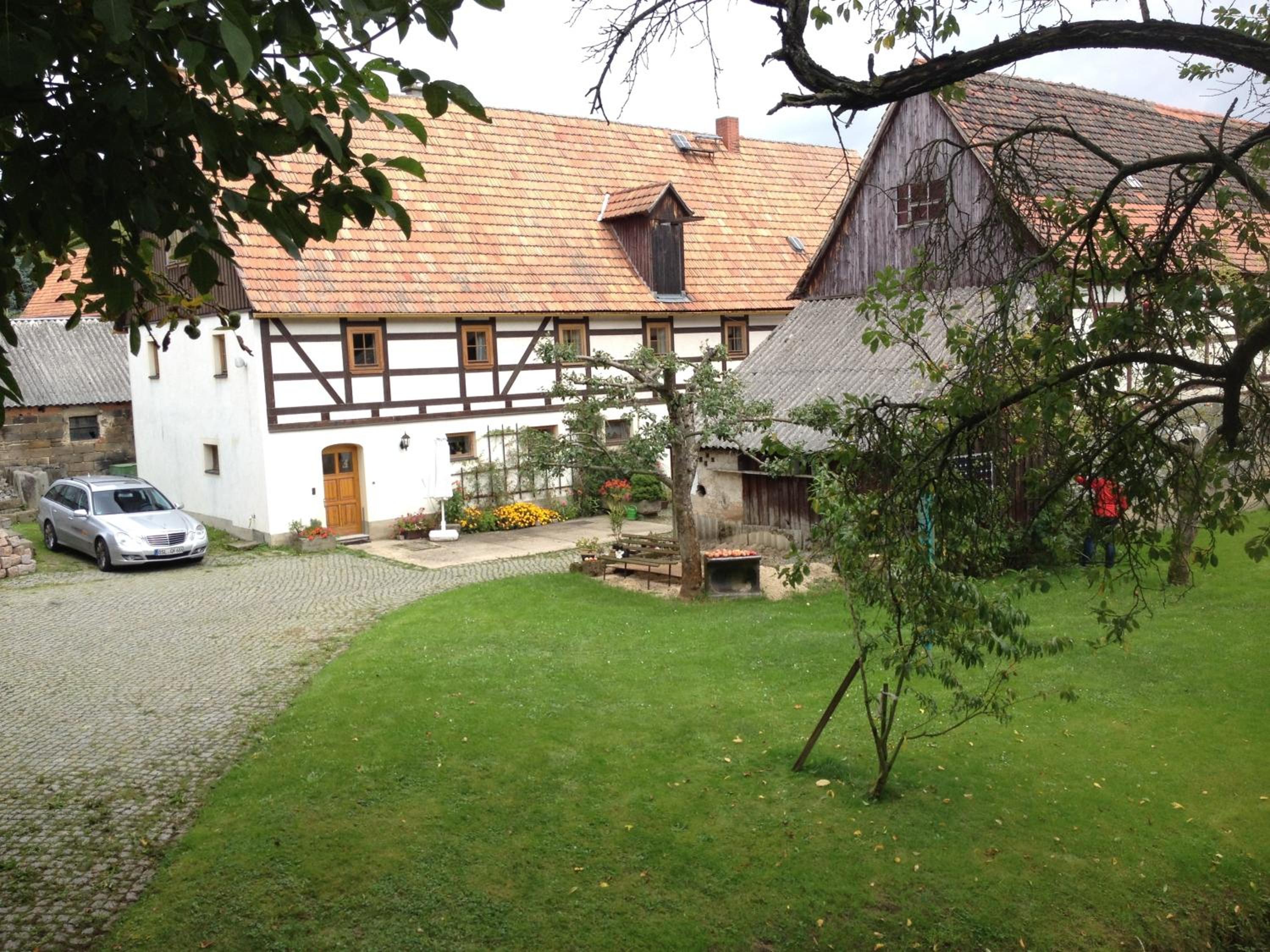Photo 12