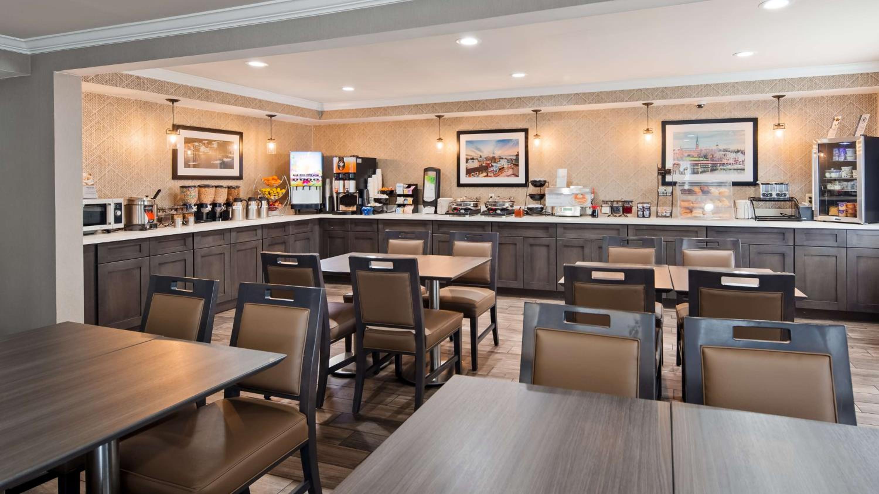 Annapolis Vacations - Best Western Annapolis - Property Image 19