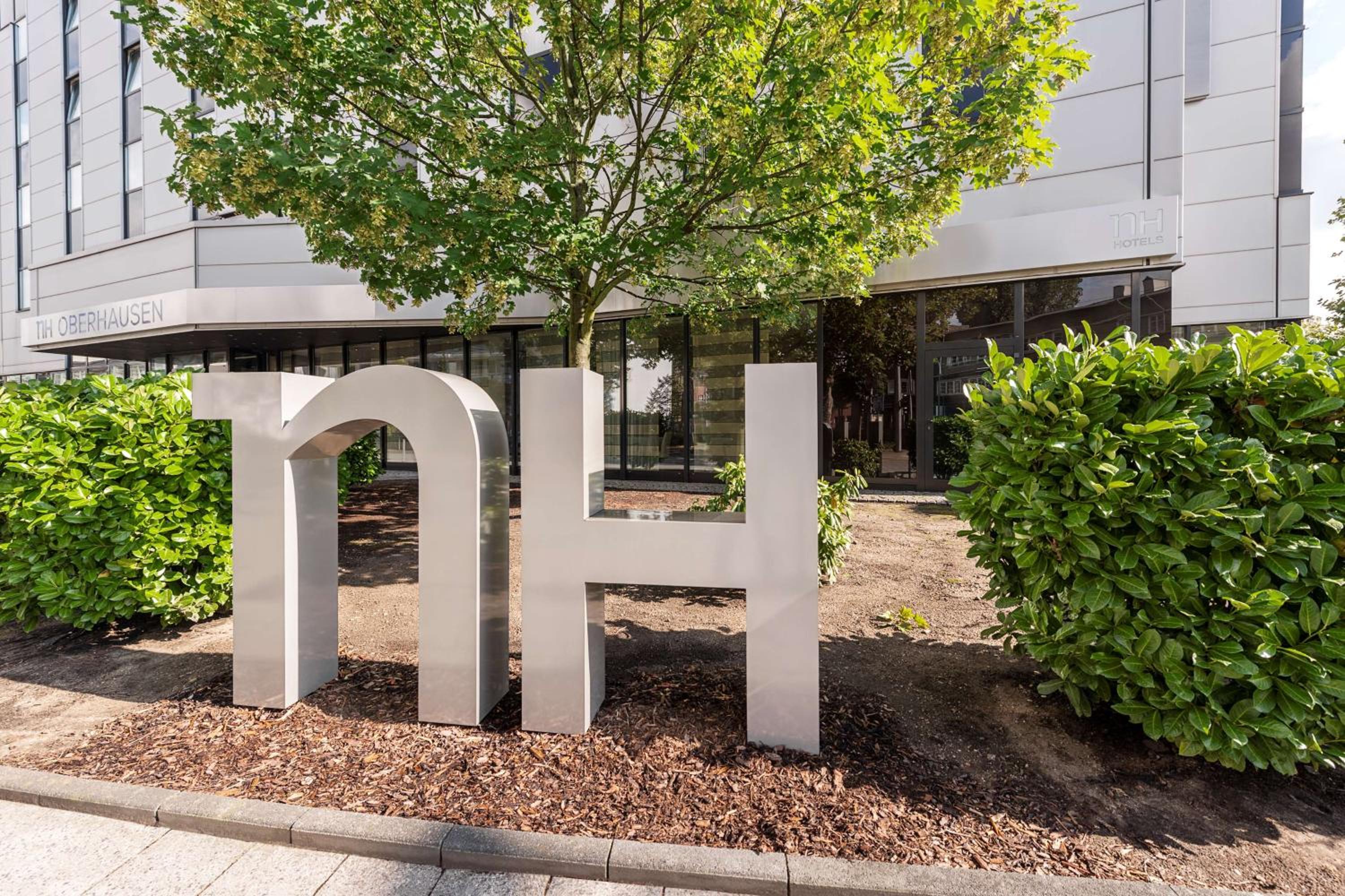Hotel NH Oberhausen - Image 1