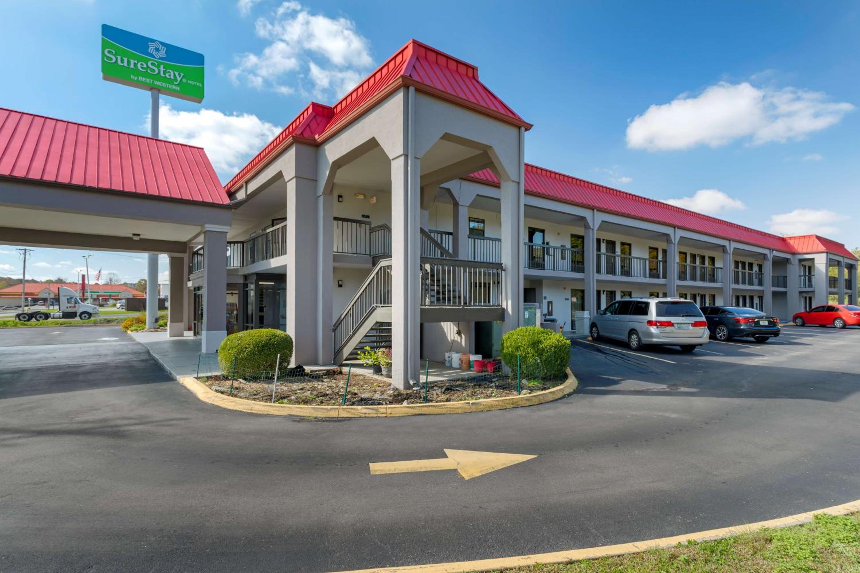 Lenoir City Vacations - SureStay Hotel by Best Western Lenoir City - Property Image 26