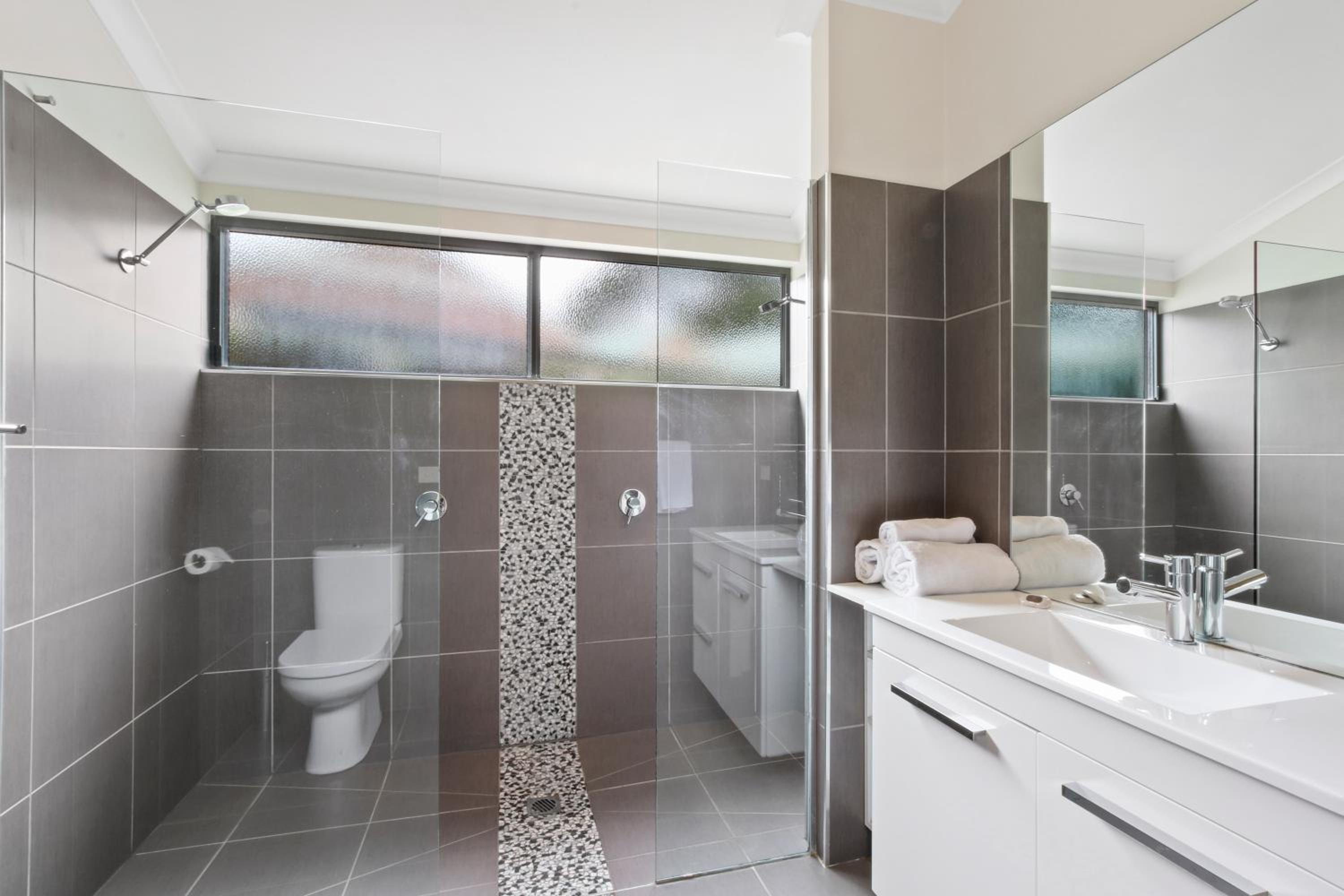 Stirling Escape - Spacious Family Retreat