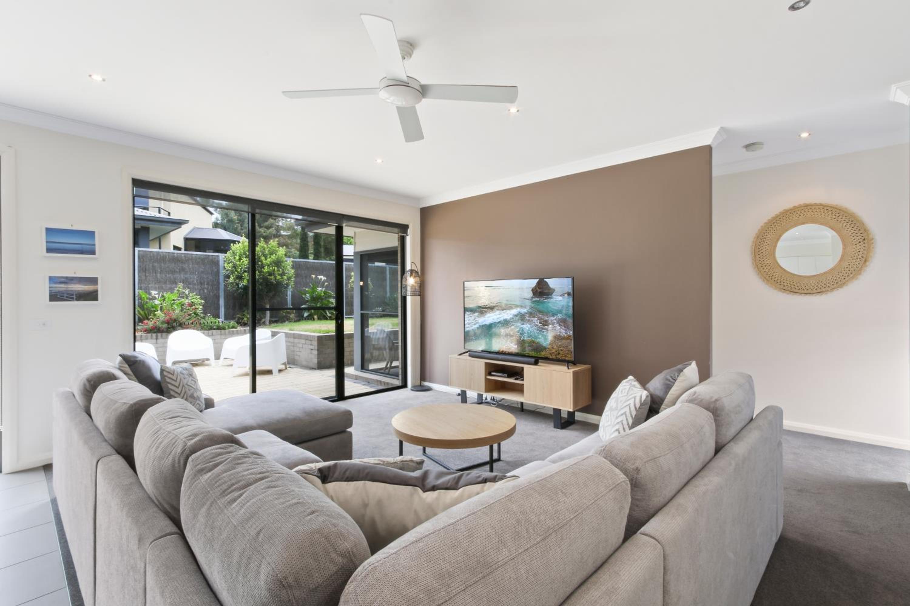 Stirling Escape - Spacious Family Retreat