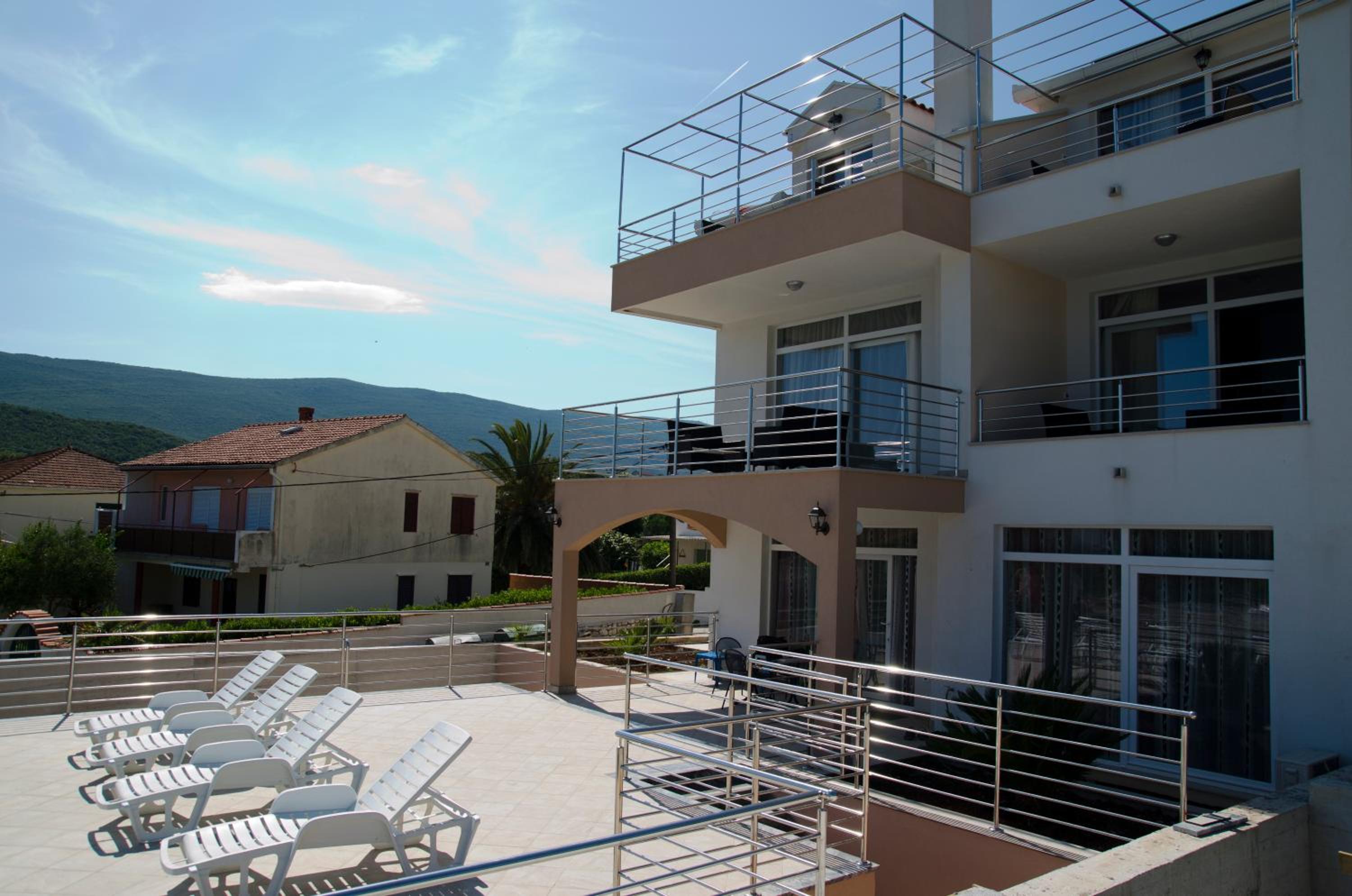 Apartments Deak