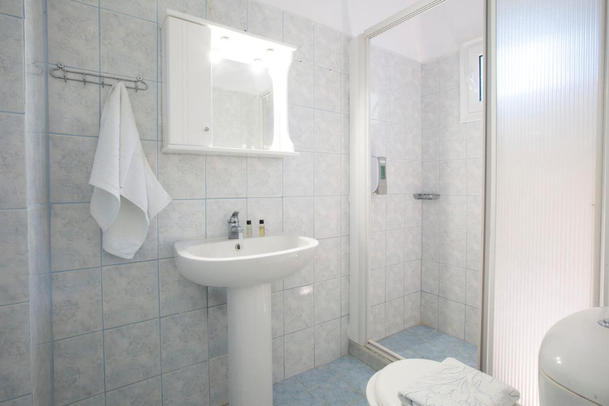 Spacious Studios Lefkada Mountain View Near Beach view 5