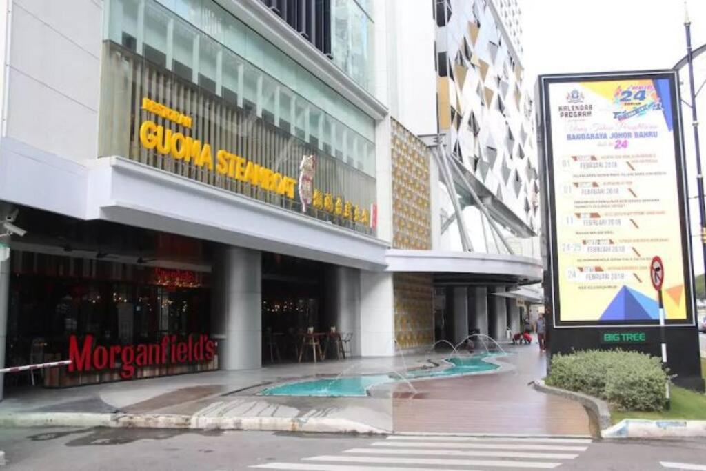 【NETFLIX】Suasana Suites,Nxt to CIQ【PoolGym&WIFI】