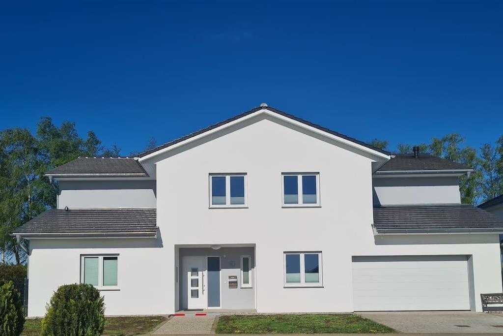 Ostsee-Luxus-Ferienwohnung Sanitz view 2