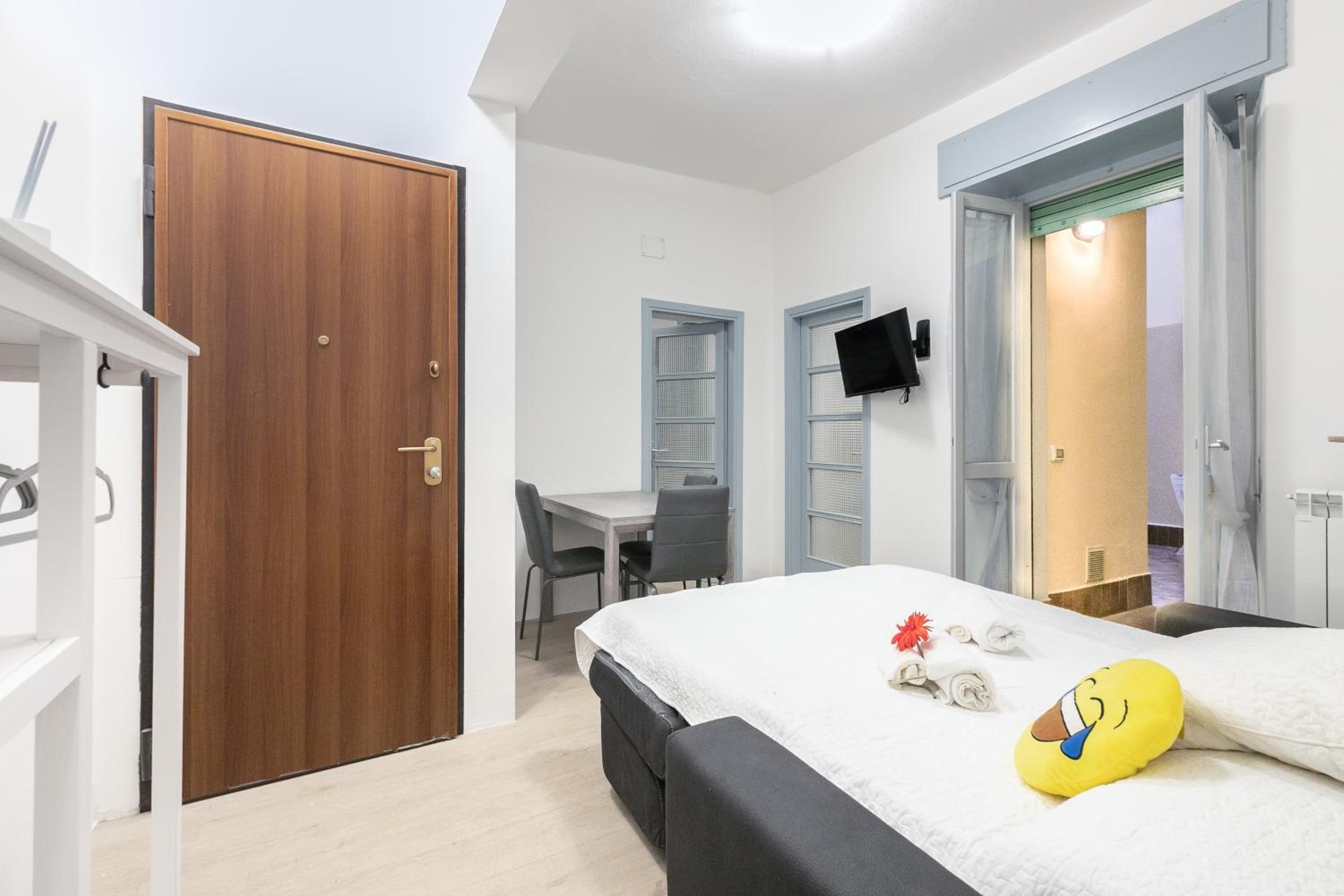 Alessia's Flat- Fantoni photo 4