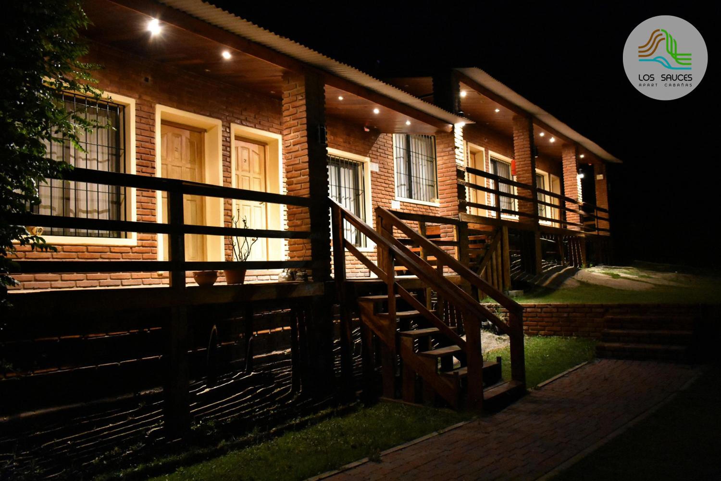 APART CABAÑAS LOS SAUCES