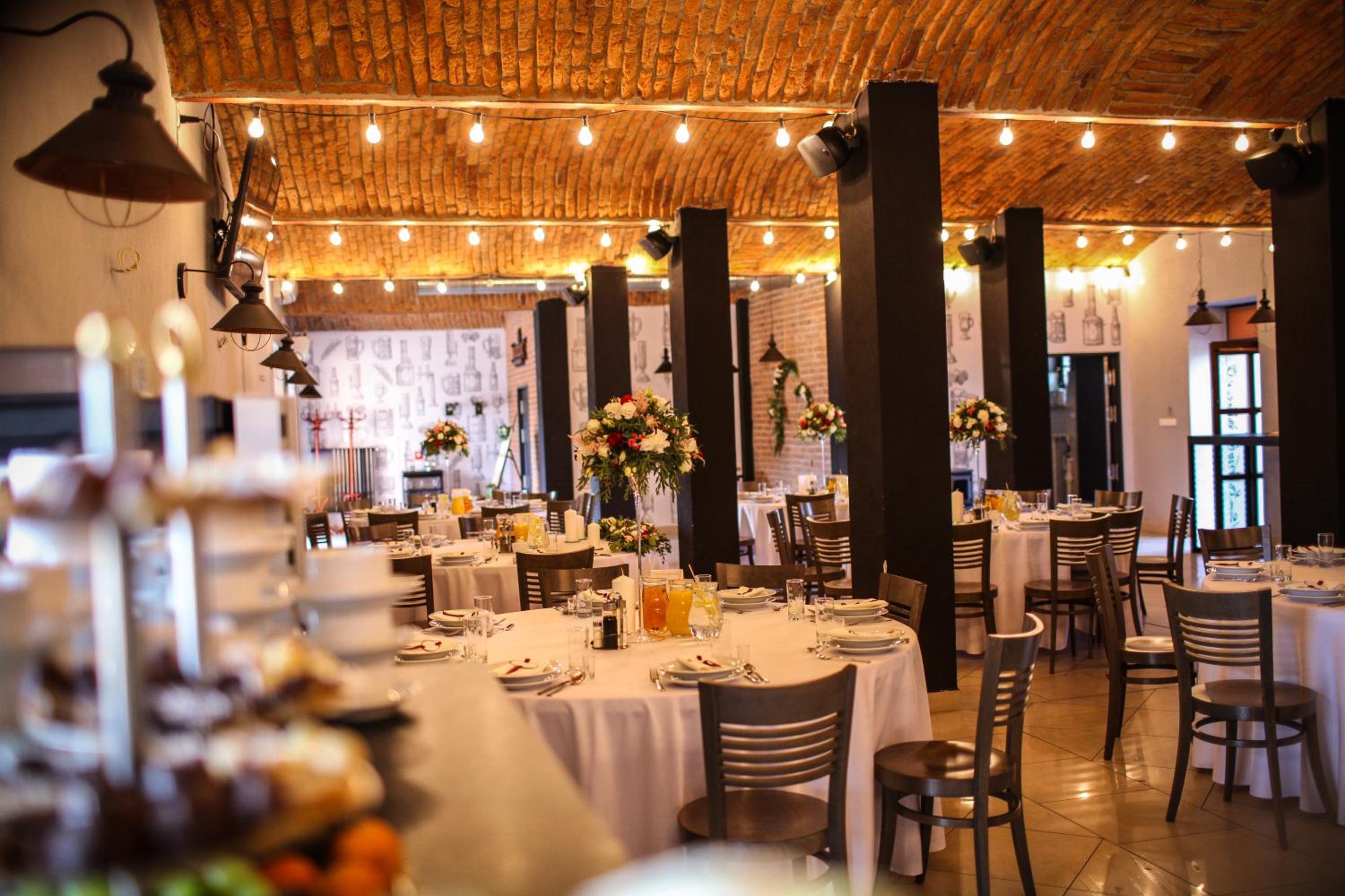 banquet hall