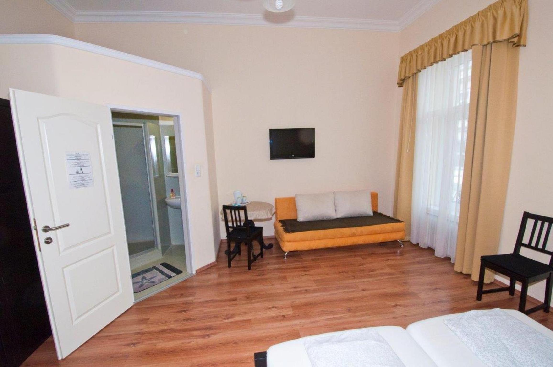 K+T Boardinghouse