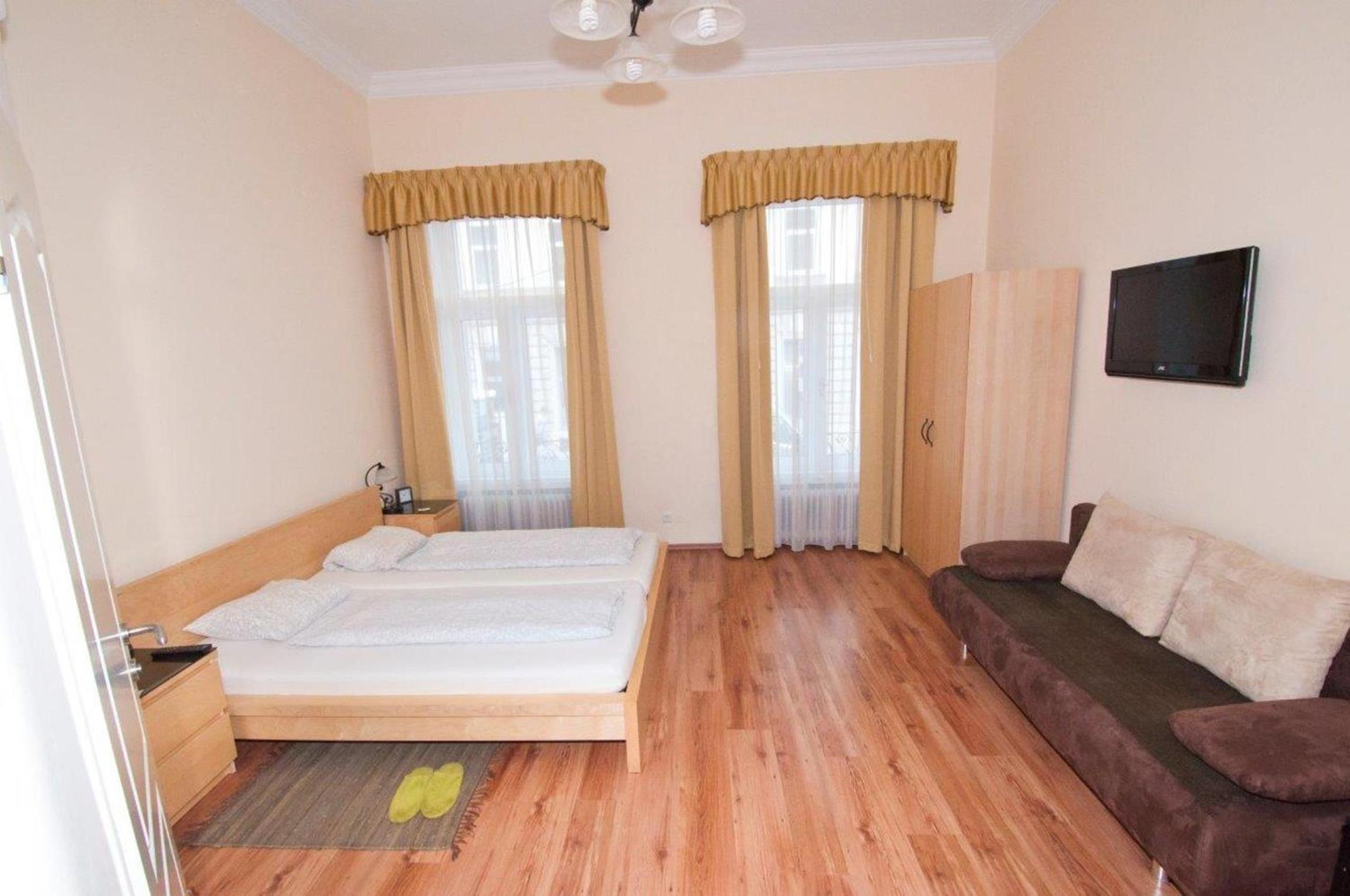 K+T Boardinghouse