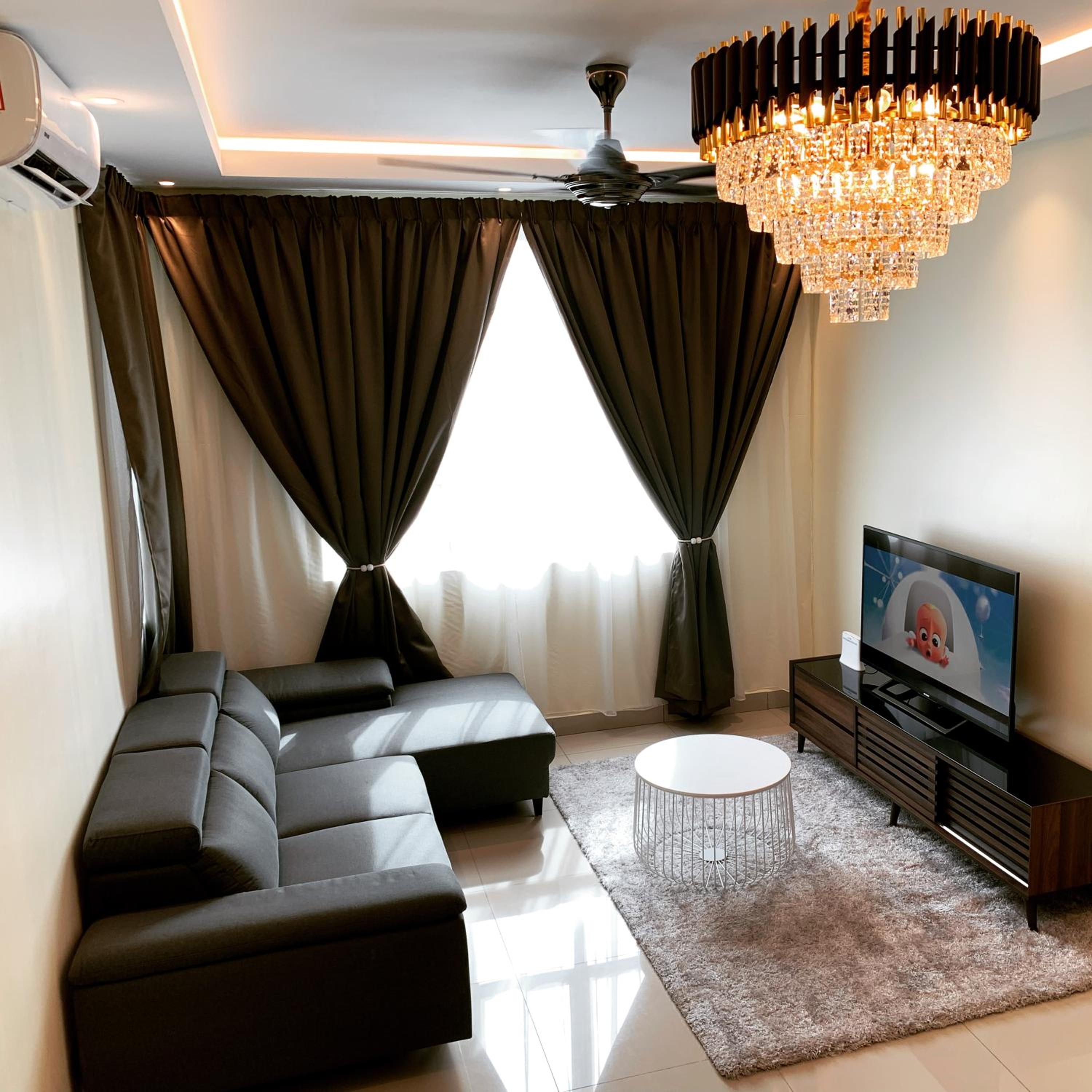 Aishiteru Homestay Ladang Tanjung, Kuala Terengganu with POOL view 2