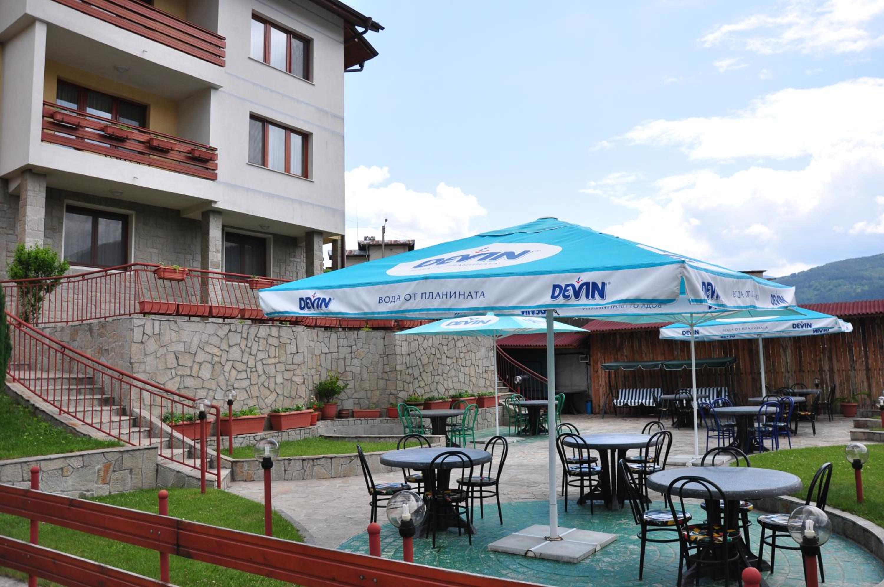 Kris Guest House