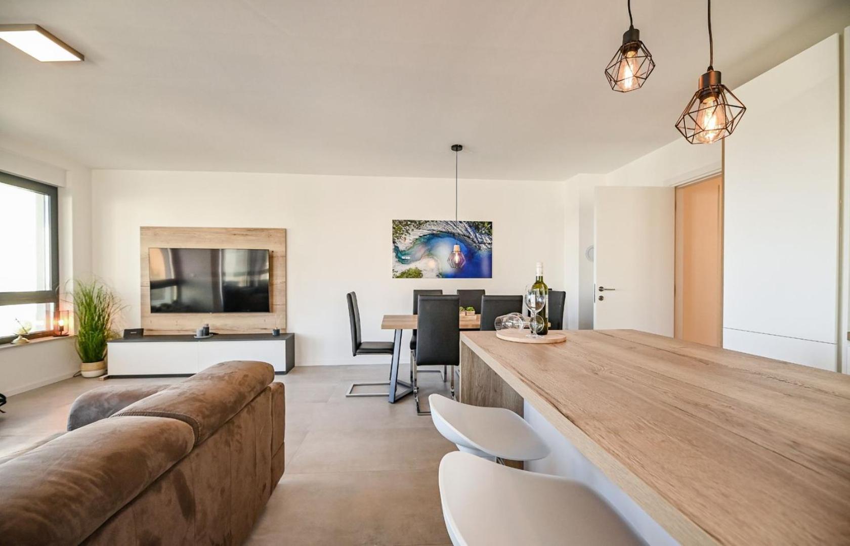 Two bedroom apartment Blue Sea view 4