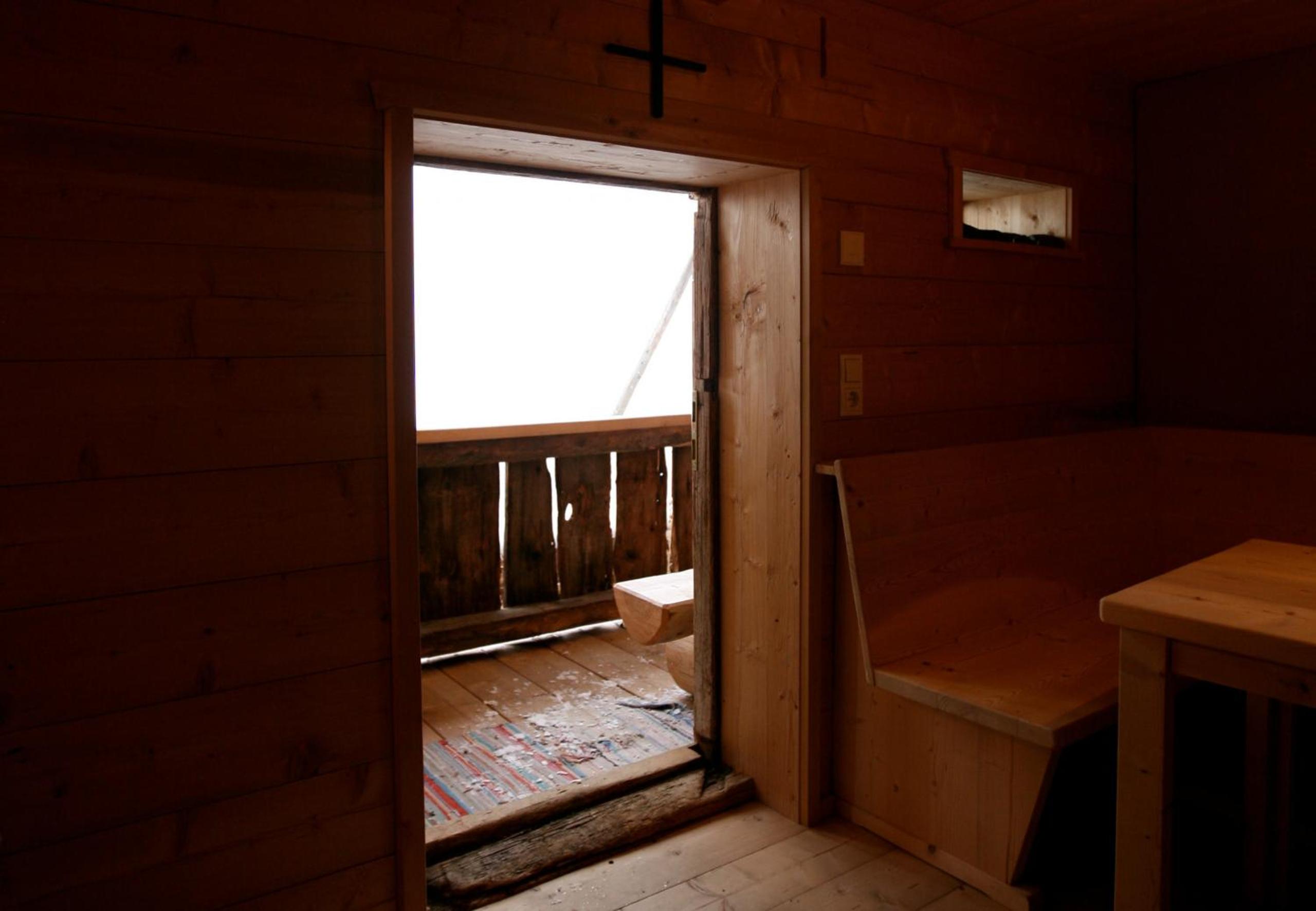 Photo 43