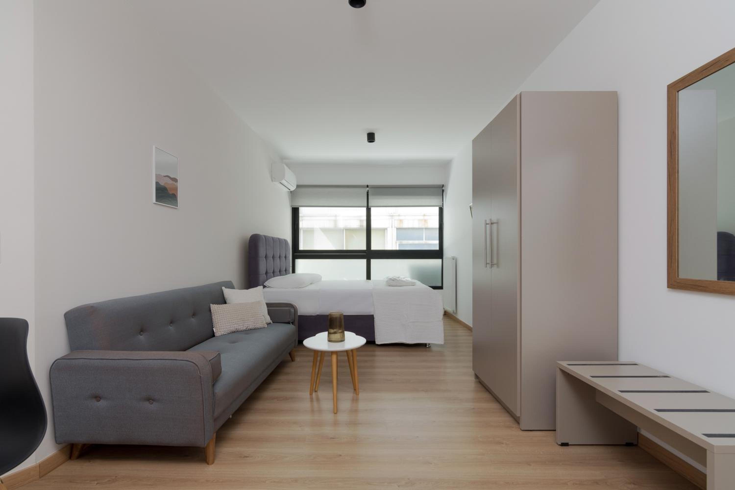 Leochares Lifestyle Apartments - Self check-in