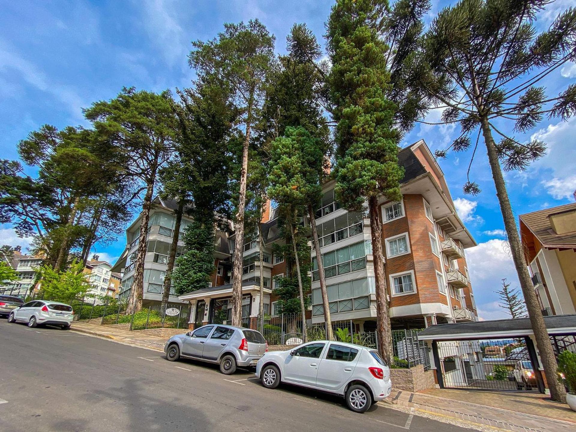 450 metros, Rua Coberta Centro/Homelland 304