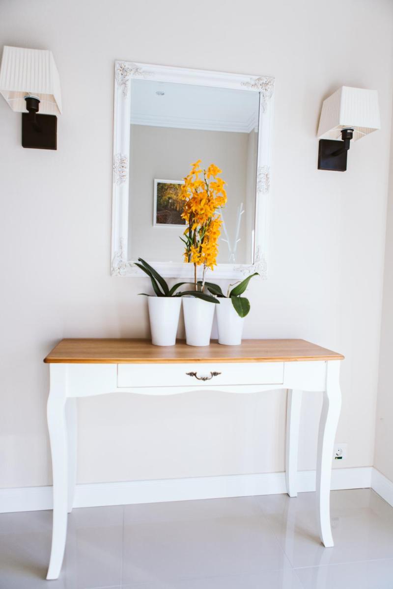 hotel reception