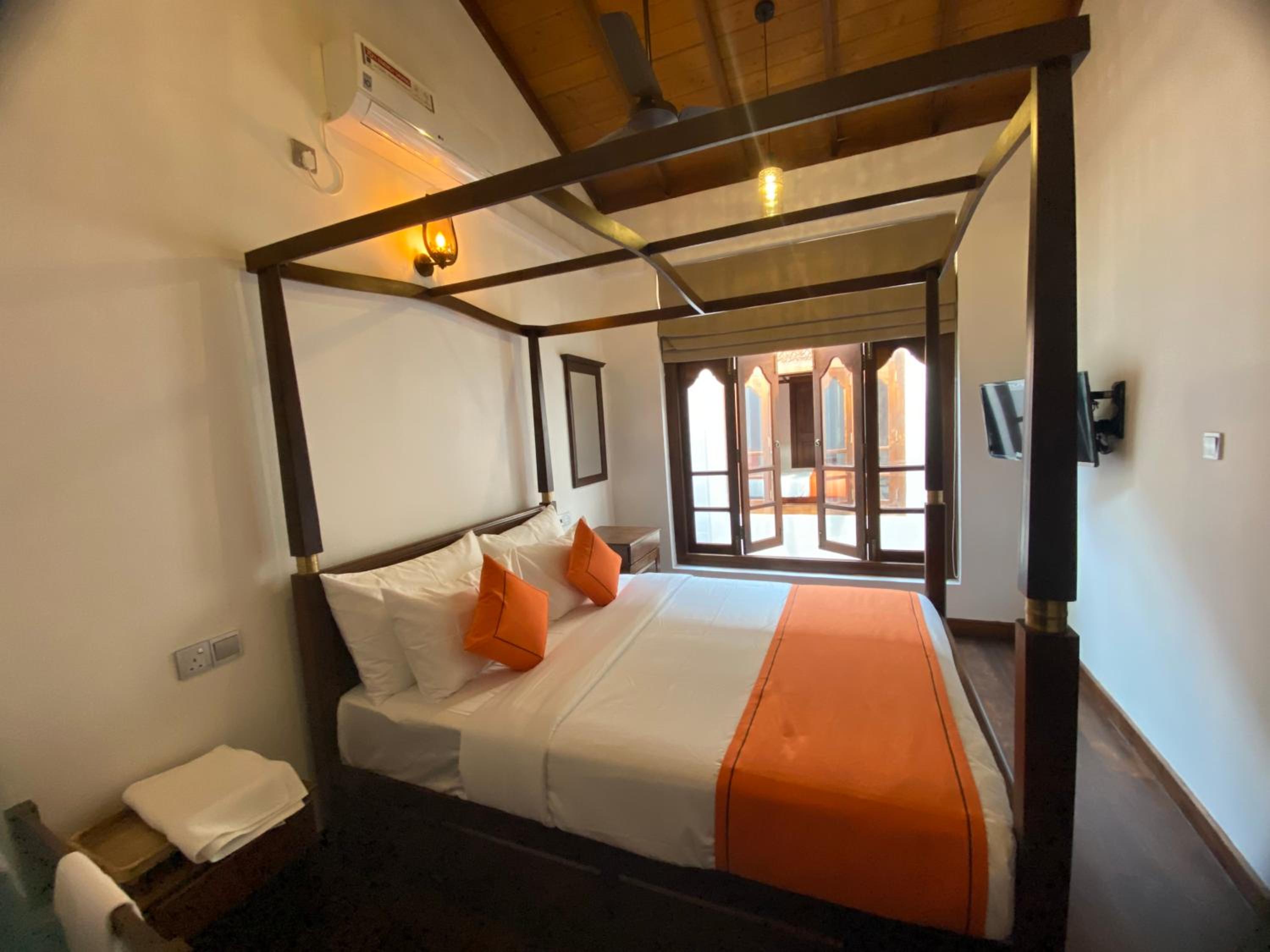 The Dutch Boutique, Galle - 10