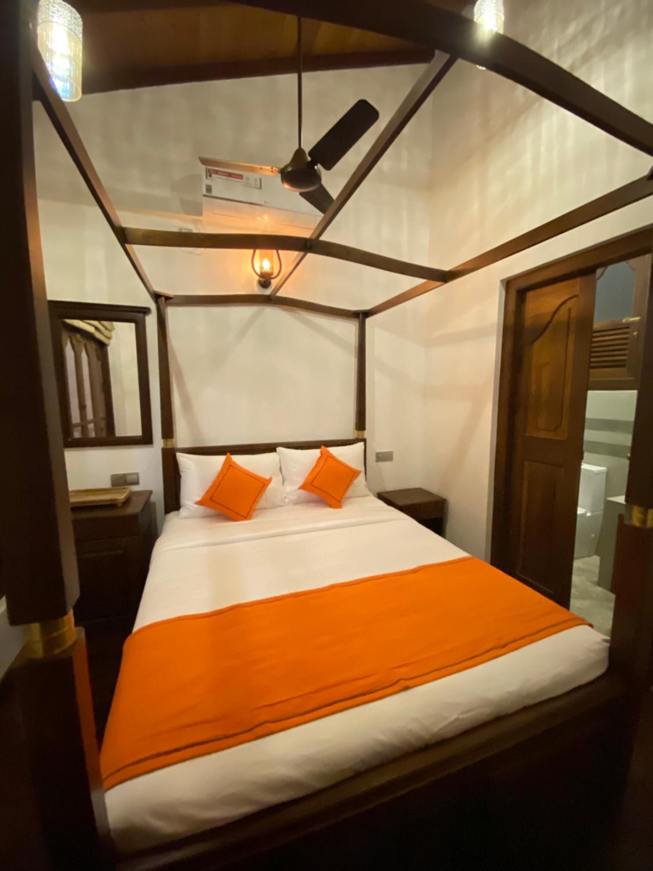 The Dutch Boutique, Galle - 22