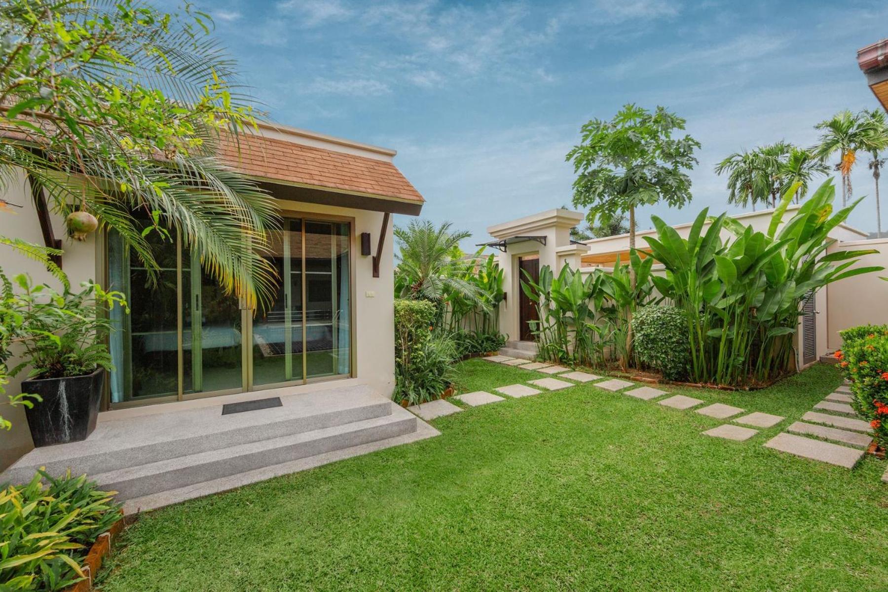 VILLA BALAI | 3 bedroom private pool villa at the popular area at Nai Harn