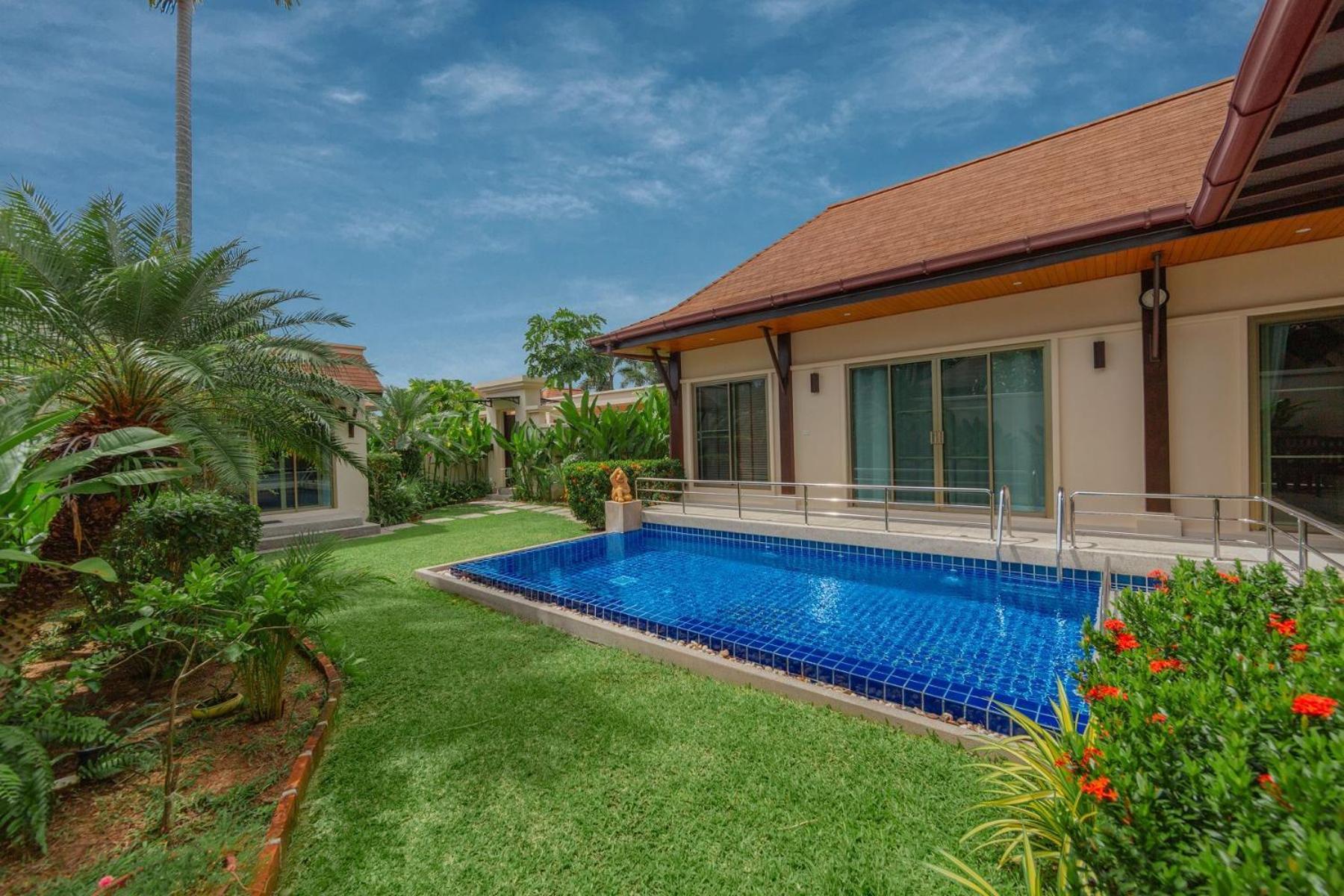 VILLA BALAI | 3 bedroom private pool villa at the popular area at Nai Harn