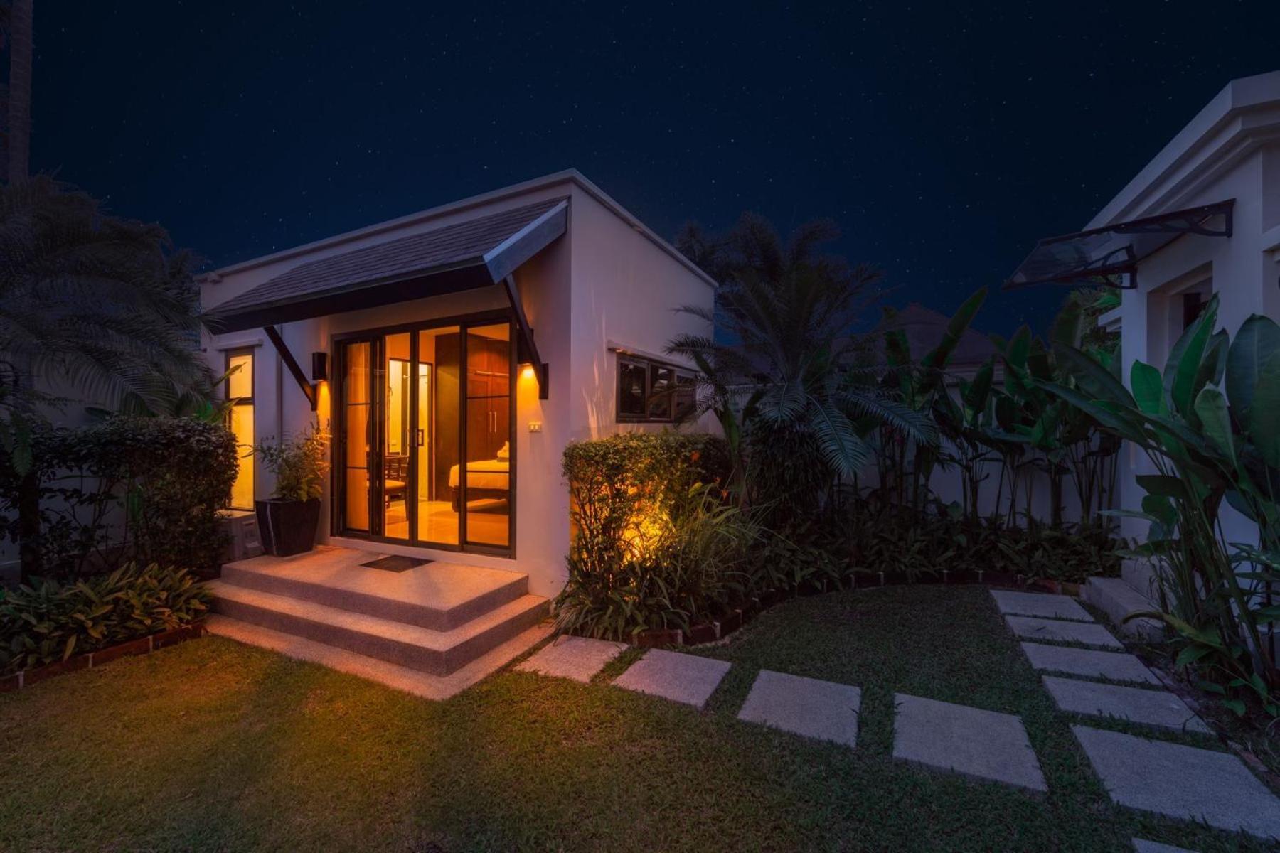 VILLA BALAI | 3 bedroom private pool villa at the popular area at Nai Harn