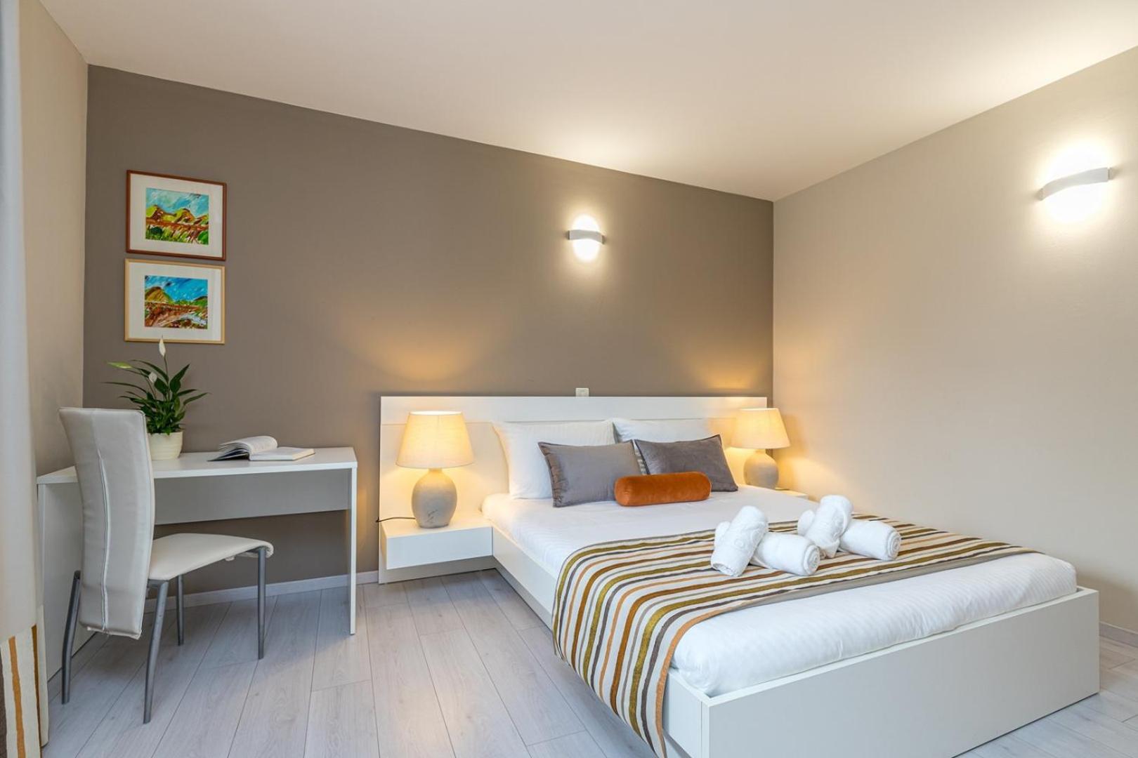 Apartment Complex Irena with Pool - Property Image 16