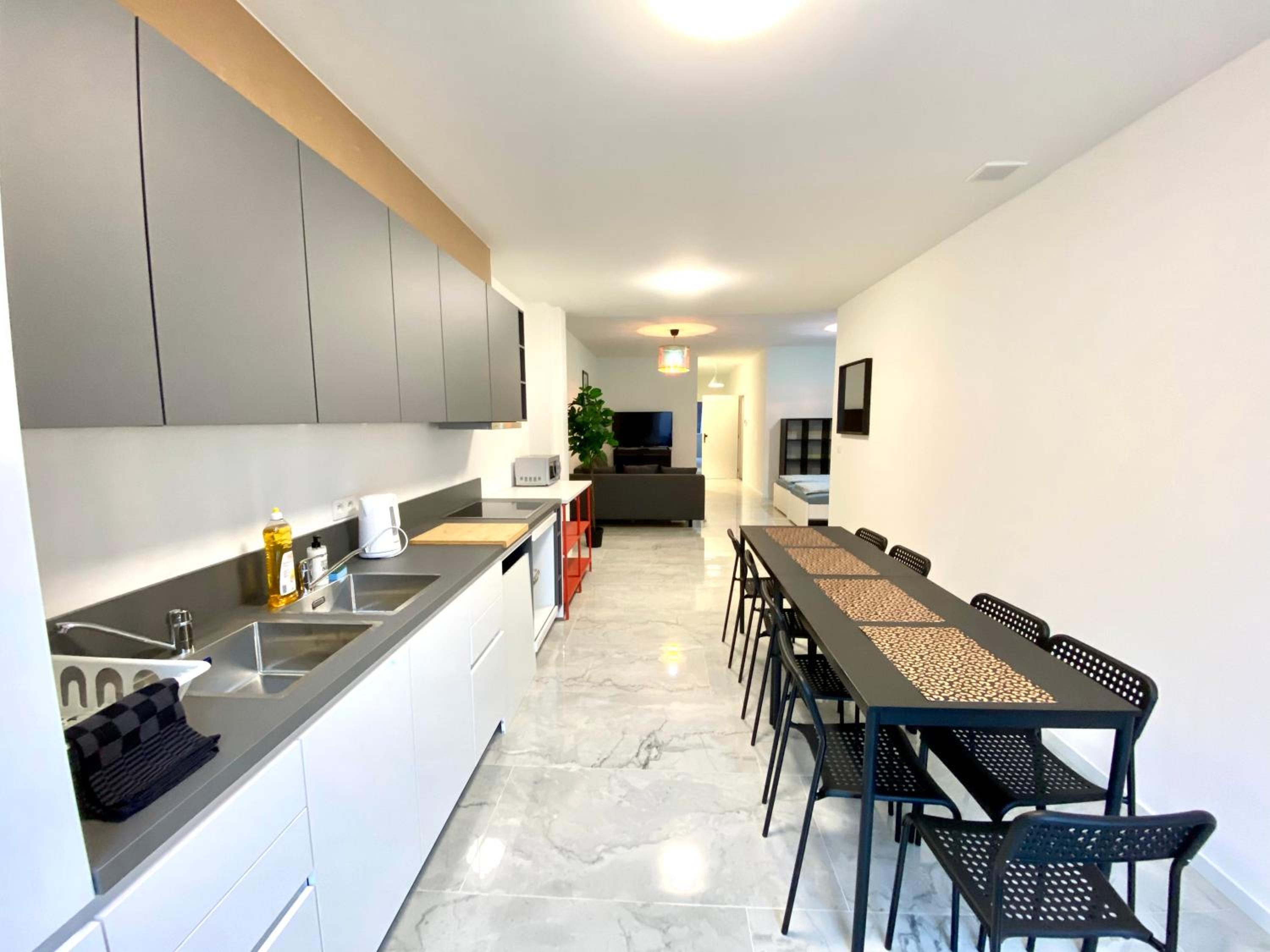 Isabel Apartments view 4
