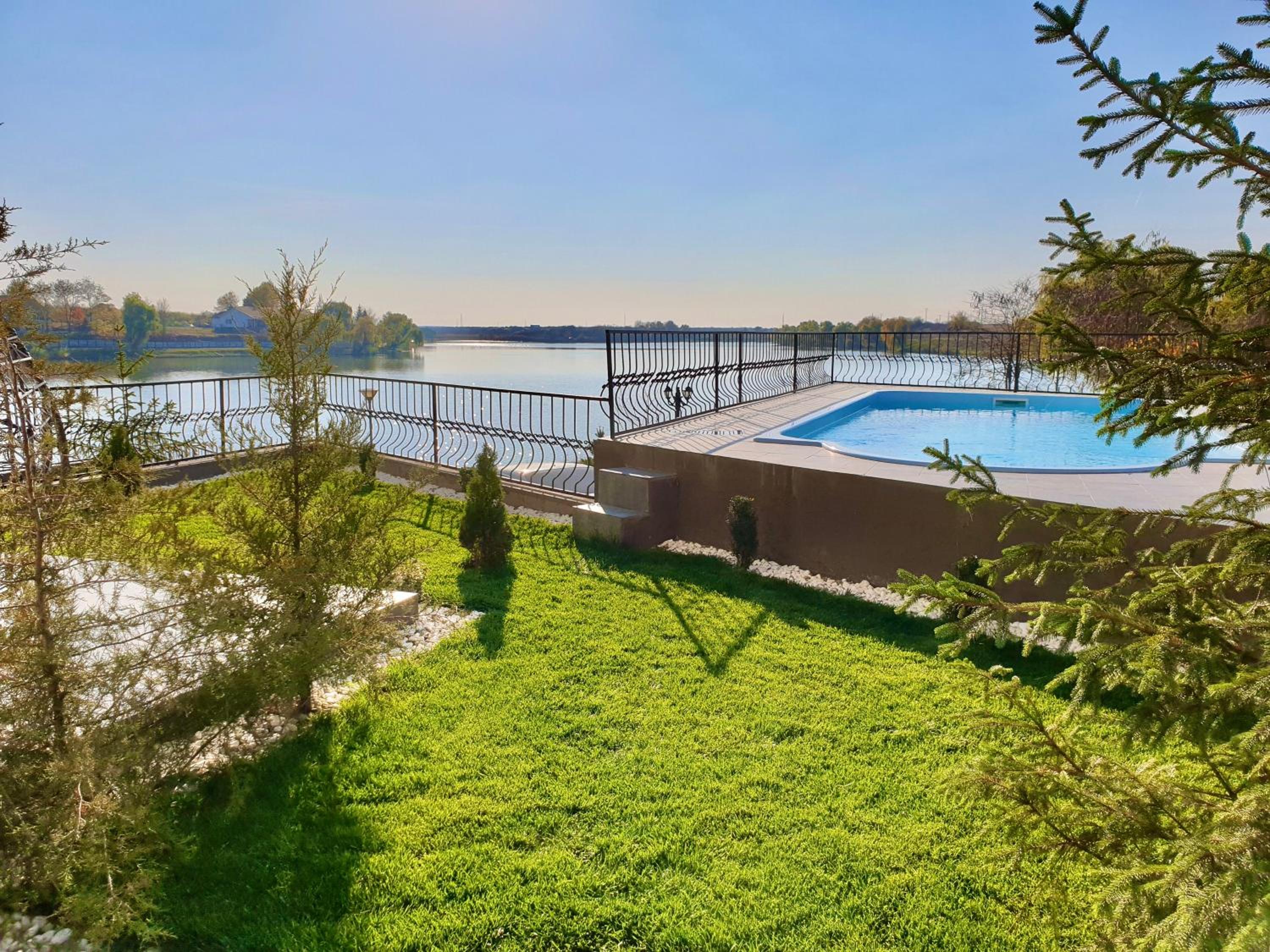 Snagov Lakeview Residences view 4