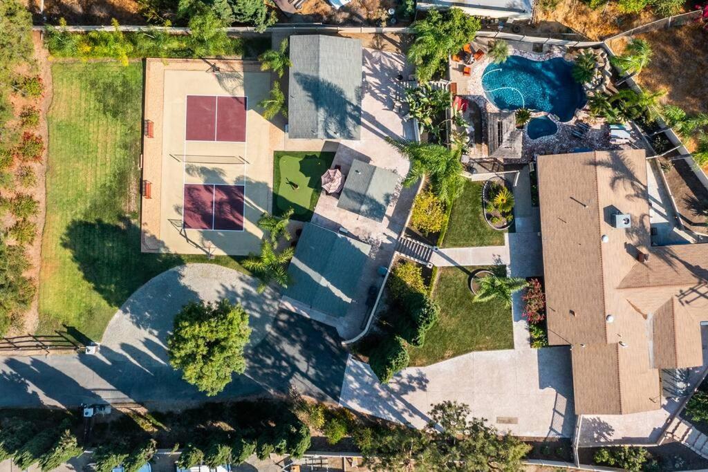 PRIVATE PICKLEBALL, POOL AND PALMS RESORT view 5