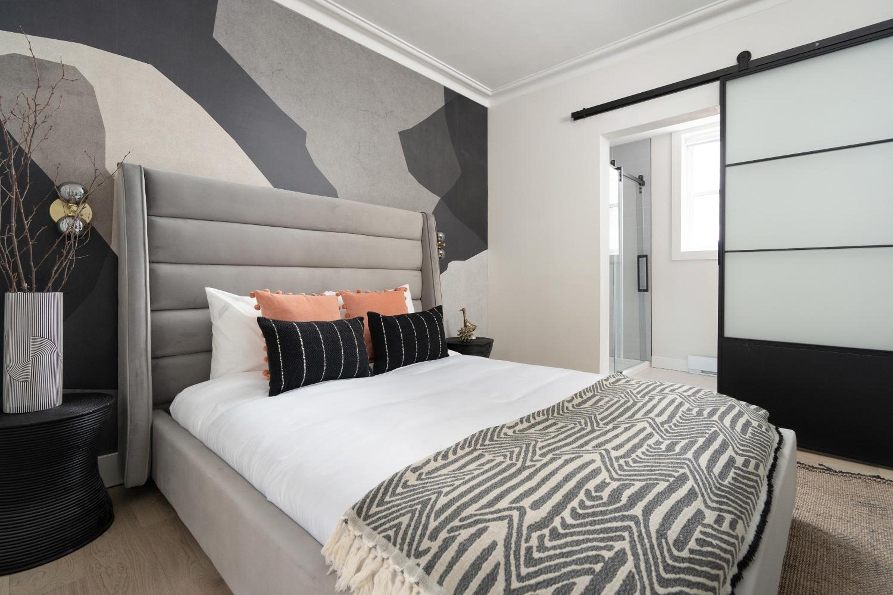 François-Denis Apartments view 2