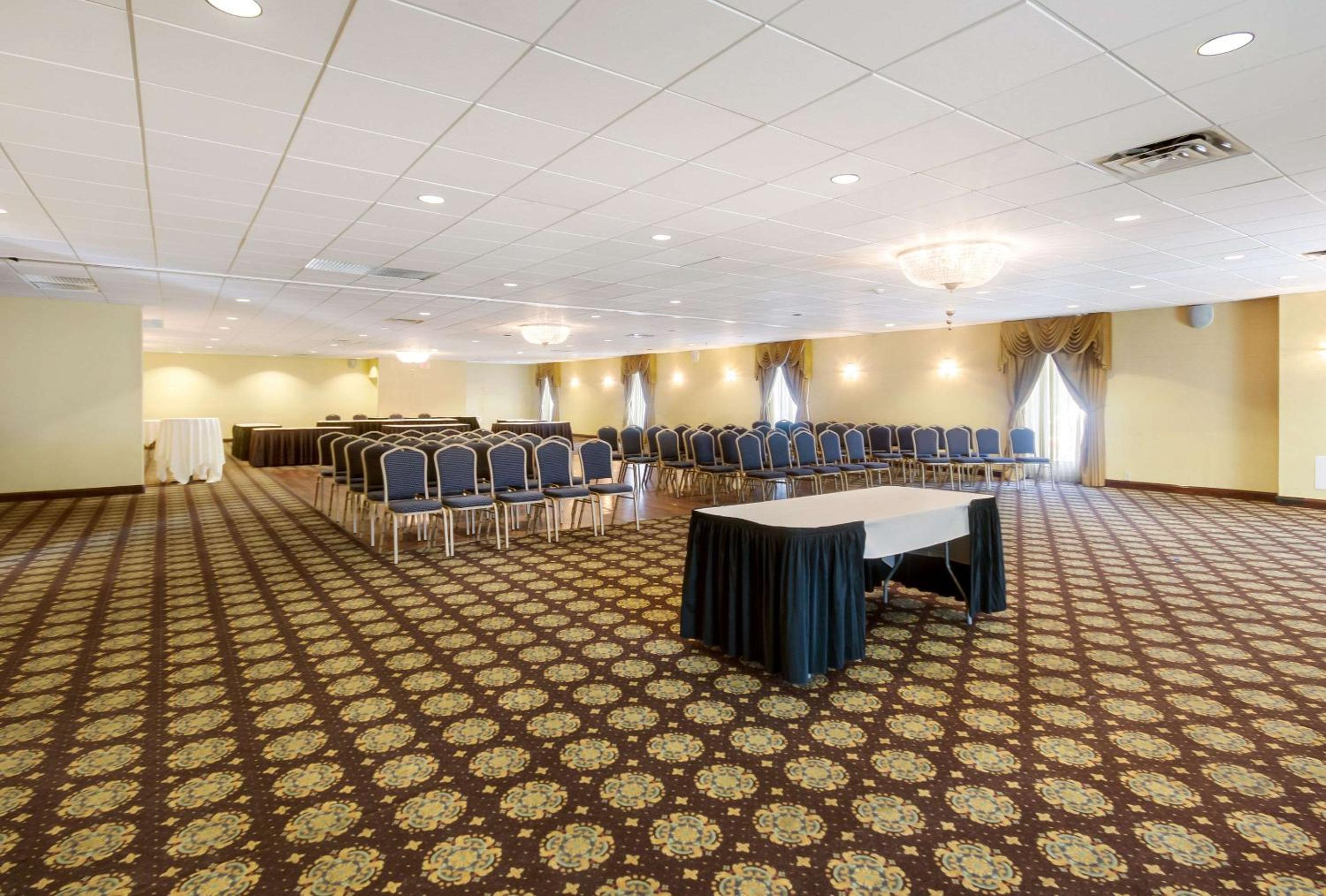Philadelphia Vacations - Exton Hotel and Conference Center - Property Image 3