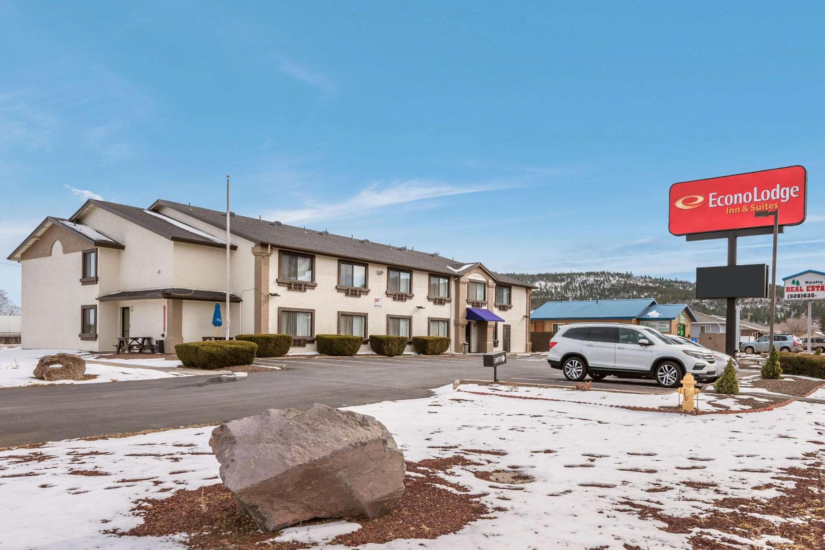 Majestic Canyon Lodge, a Dazzler Select by Wyndham view 2