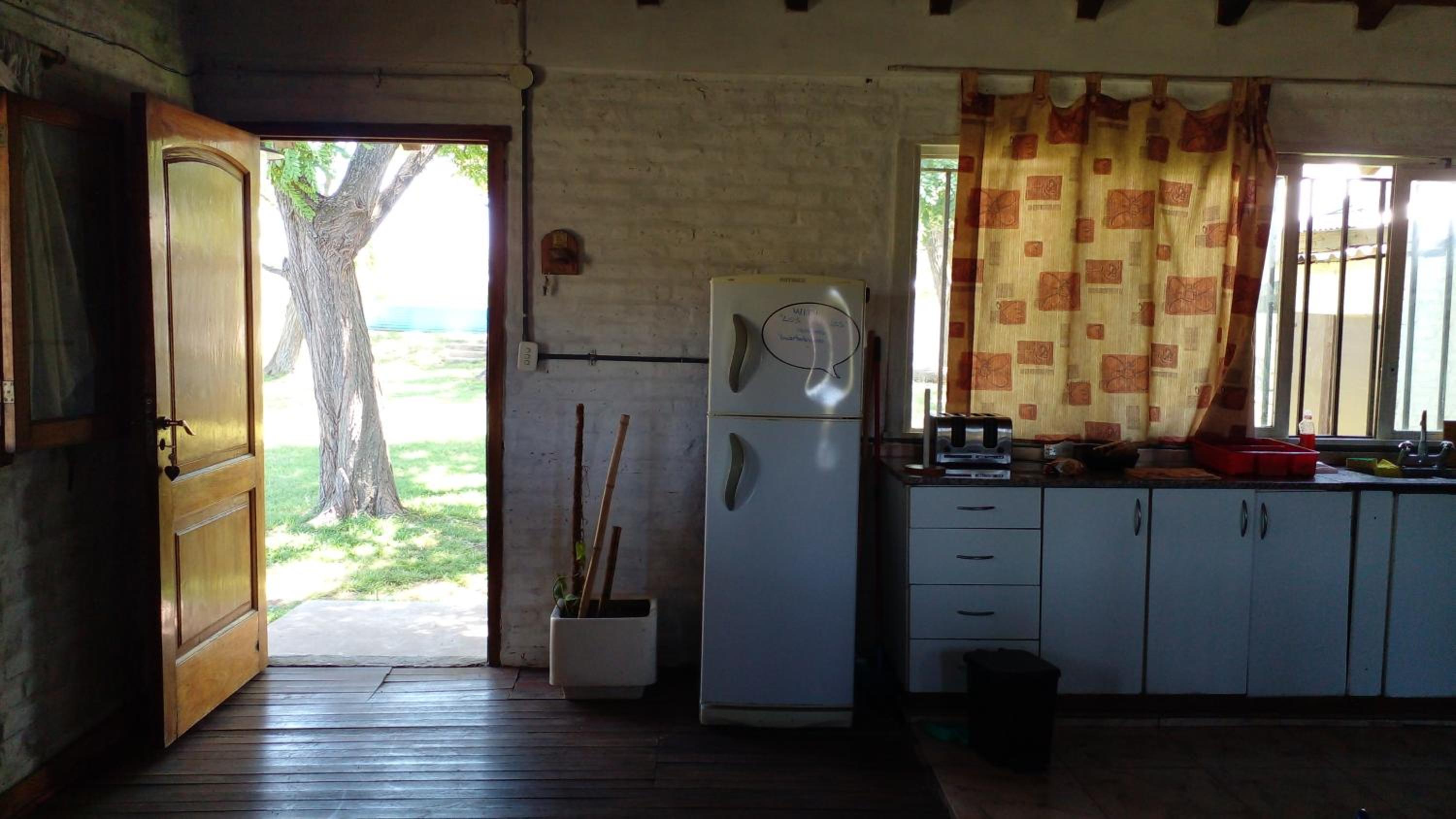 Los Arboles, casa completa a 5 minutos del Aeropuerto Ezeiza