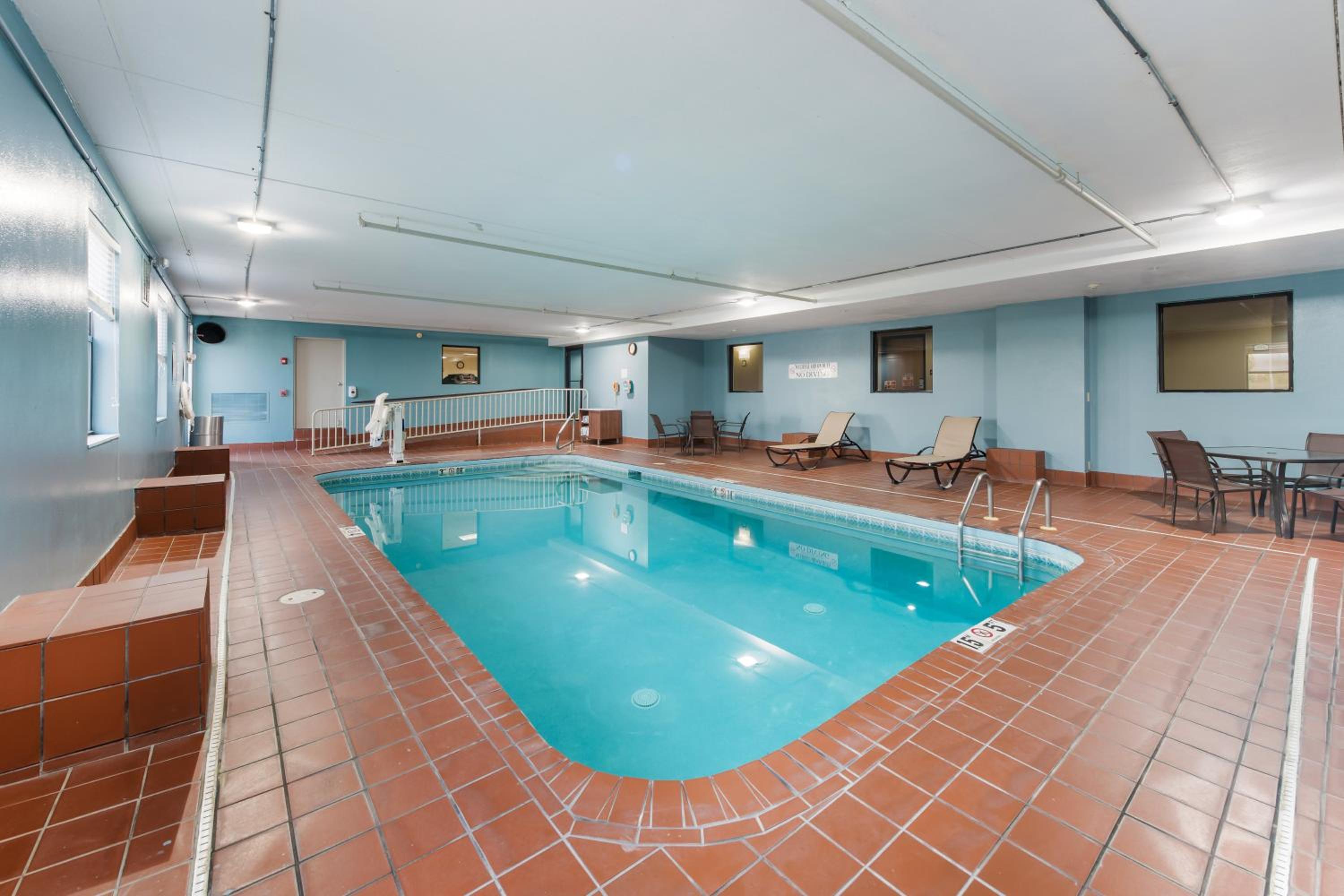 indoor pool